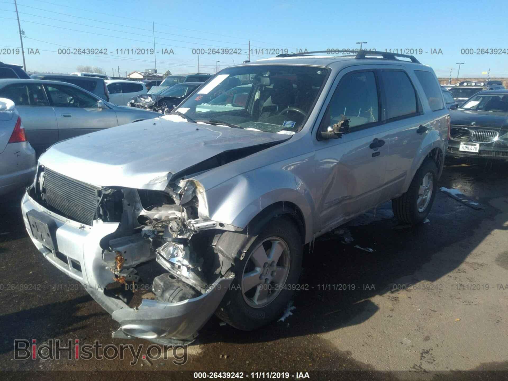 2011 FORD ESCAPE - VIN: 1FMCU0D78BKC04380 - Фото 2