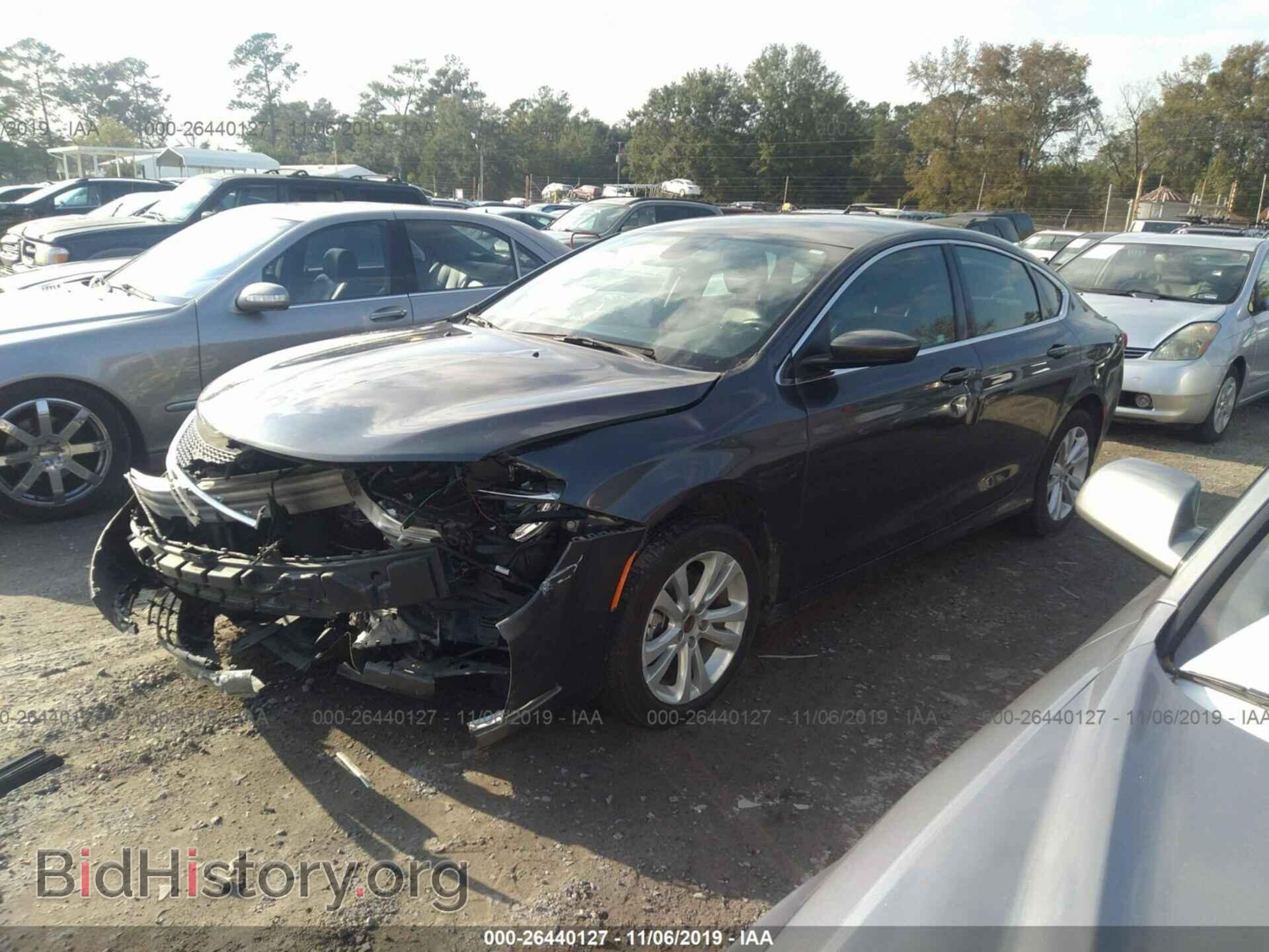 2017 CHRYSLER 200 - VIN: 1C3CCCABXHN502975 - Фото 2