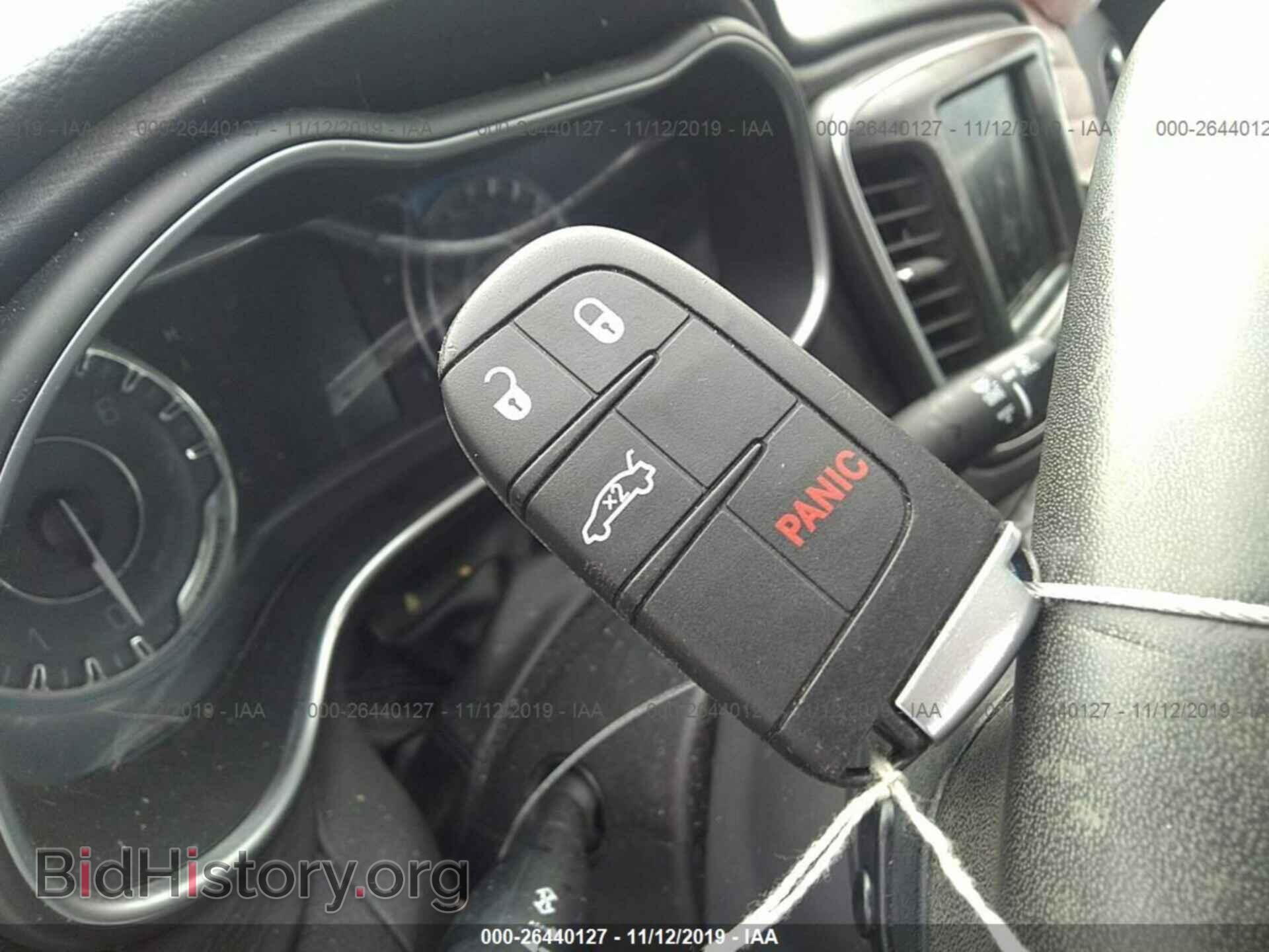 2017 CHRYSLER 200 - VIN: 1C3CCCABXHN502975 - Фото 11