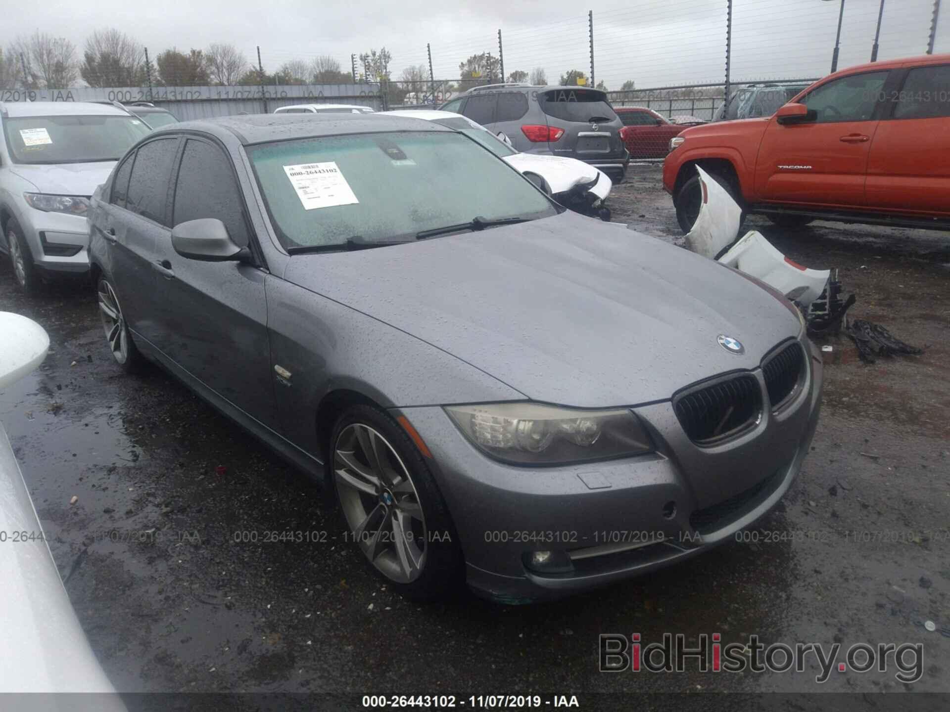 Photo WBAPL33599A405521 - BMW 335 2009