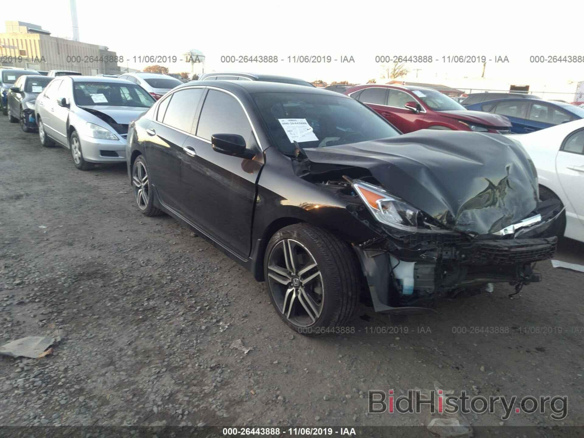 Photo 1HGCR2F14HA281564 - HONDA ACCORD 2017