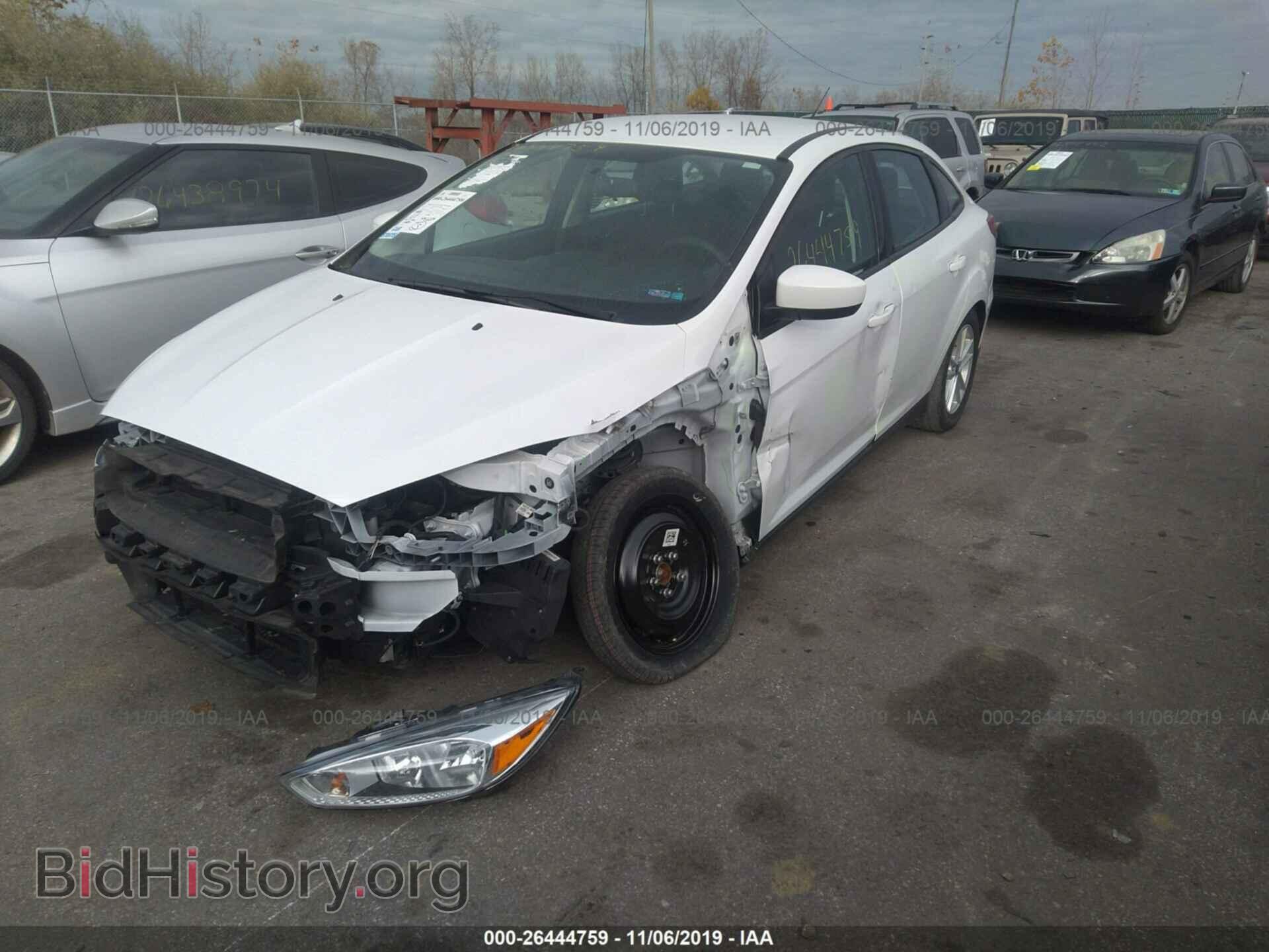 2018 FORD FOCUS - VIN: 1FADP3F23JL320524 - Photo 2