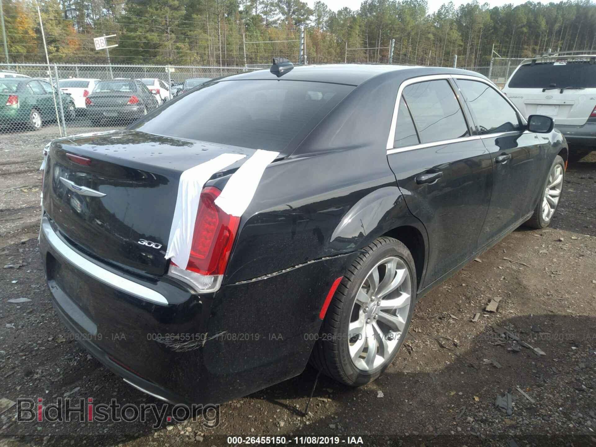 2018 CHRYSLER 300 - VIN: 2C3CCAAG6JH338512 - Фото 4