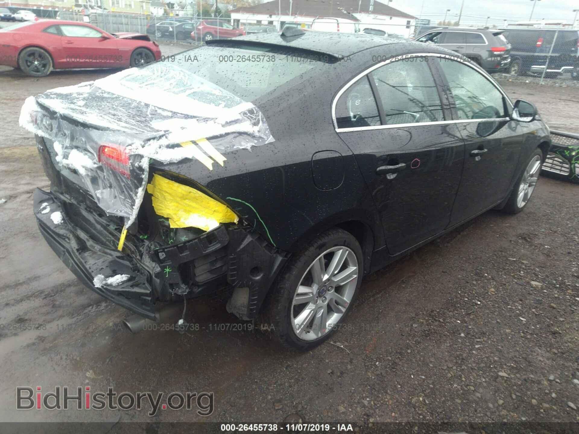 2012 VOLVO S60 - VIN: YV1902FH2C2110387 - Фото 4