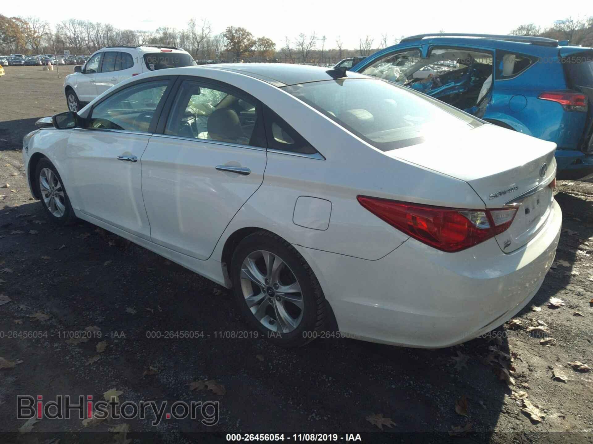 2012 Hyundai Sonata - VIN: 5NPEC4AC8CH395694 - Photo 3