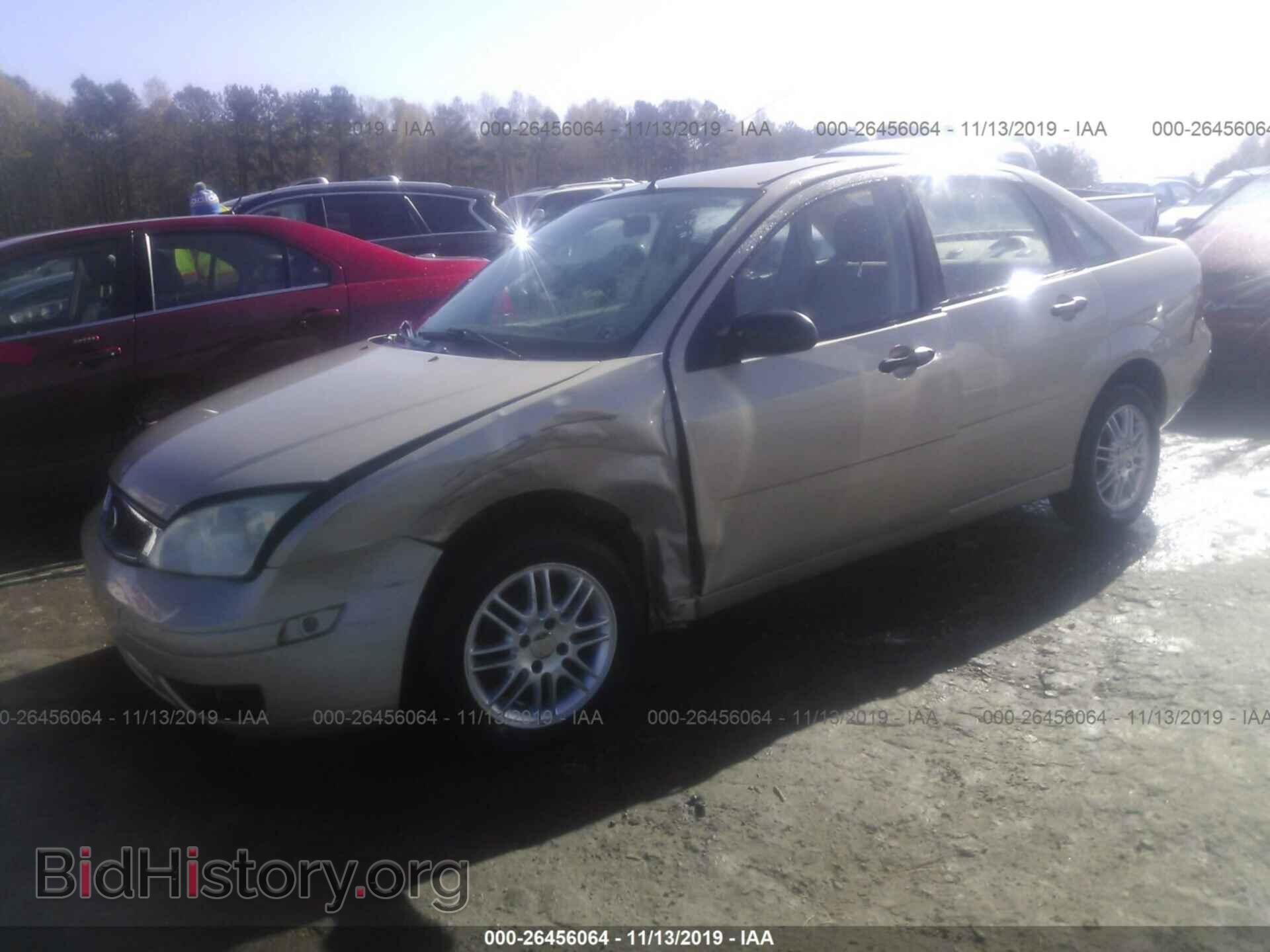2006 Ford Focus - VIN: 1FAFP34N36W238899 - Фото 2