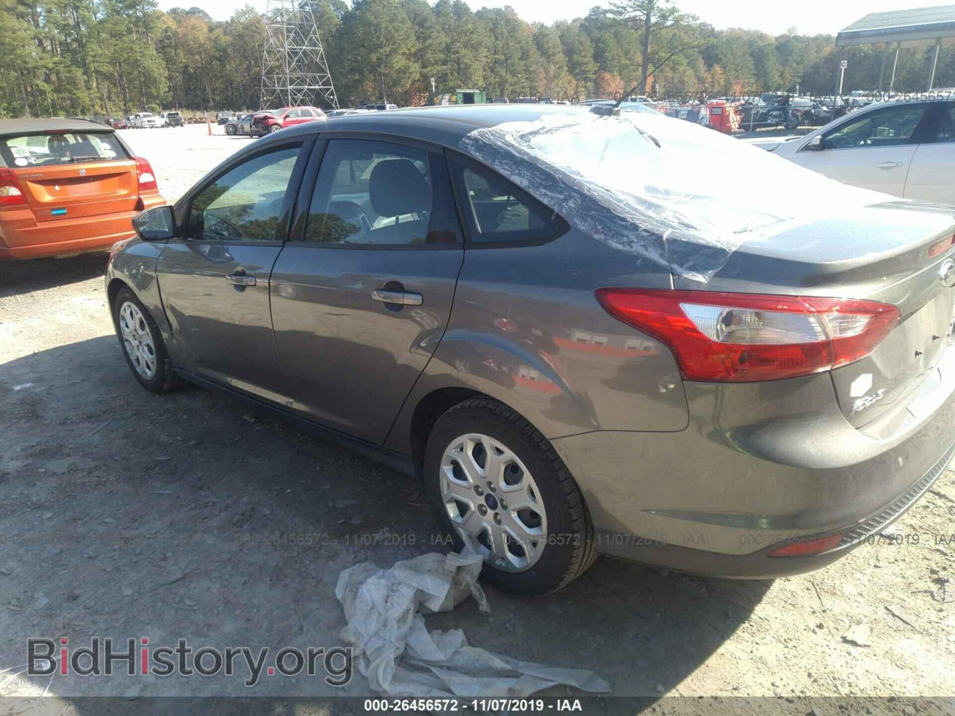 2012 Ford Focus - VIN: 1FAHP3F28CL445183 - Фото 3