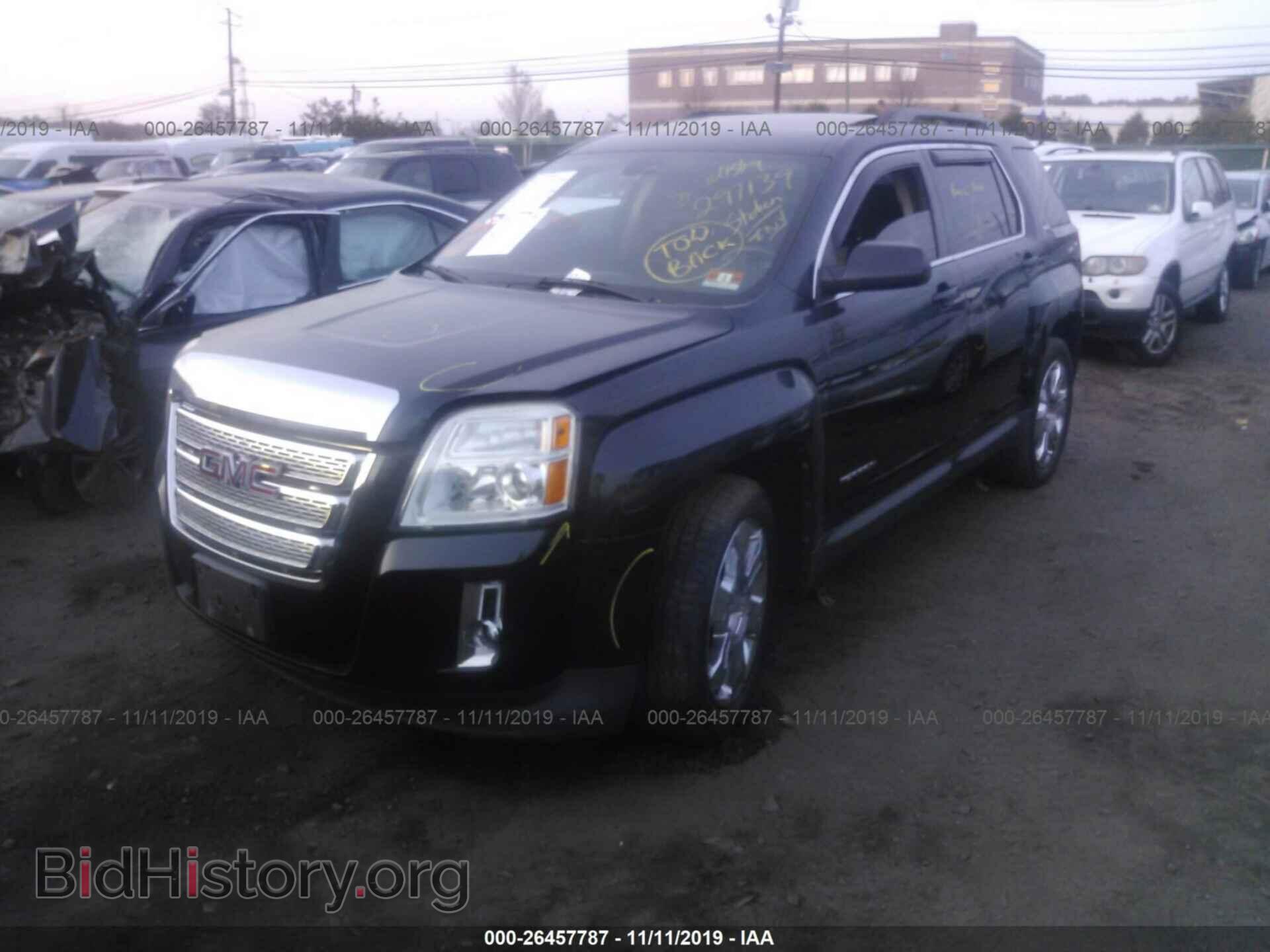 2011 GMC TERRAIN - VIN: 2CTFLTE54B6330939 - Photo 2