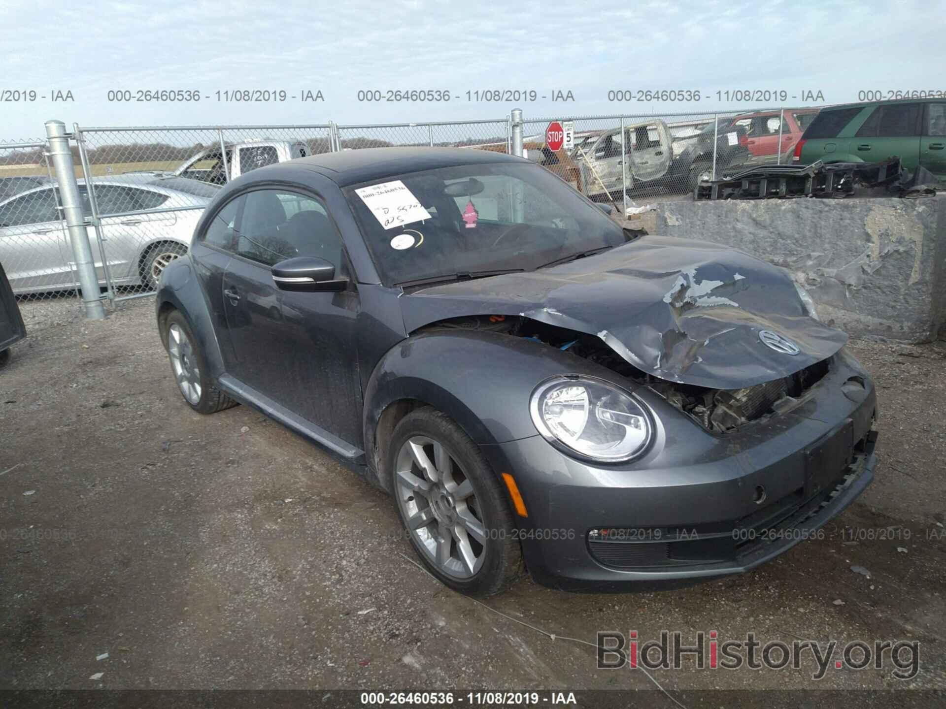 Photo 3VWJX7AT8DM678156 - VOLKSWAGEN BEETLE 2013