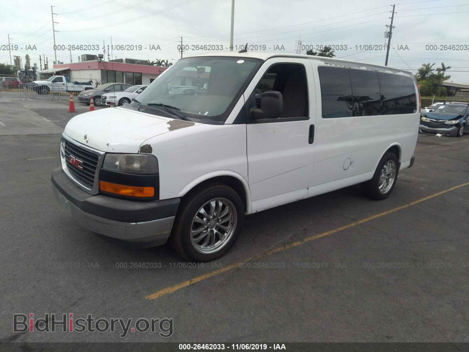 2011 GMC SAVANA - VIN: 1GKS7CF40B1141703 - Фото 2