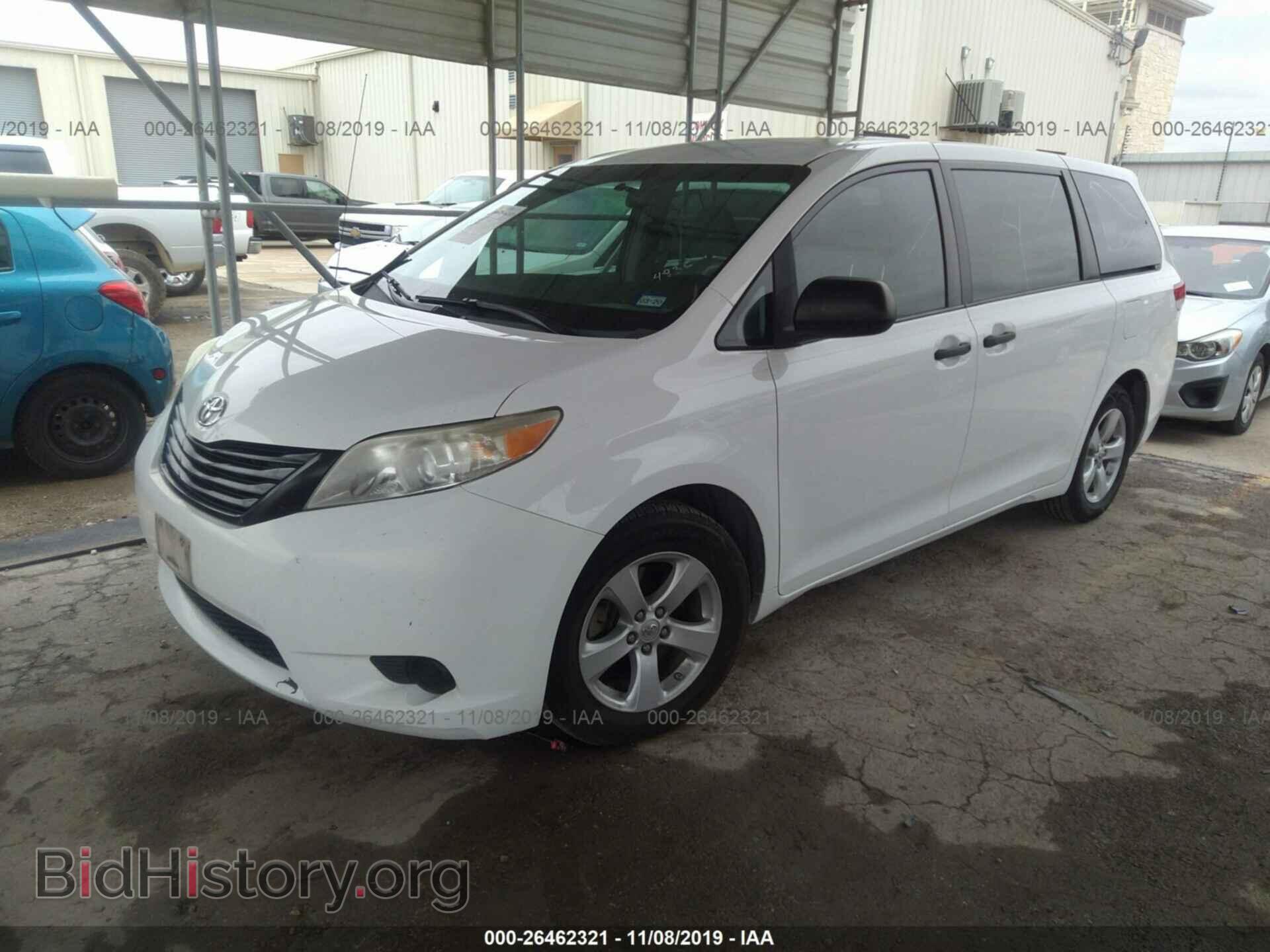 2013 TOYOTA SIENNA - VIN: 5TDZK3DC8DS334836 - Фото 2