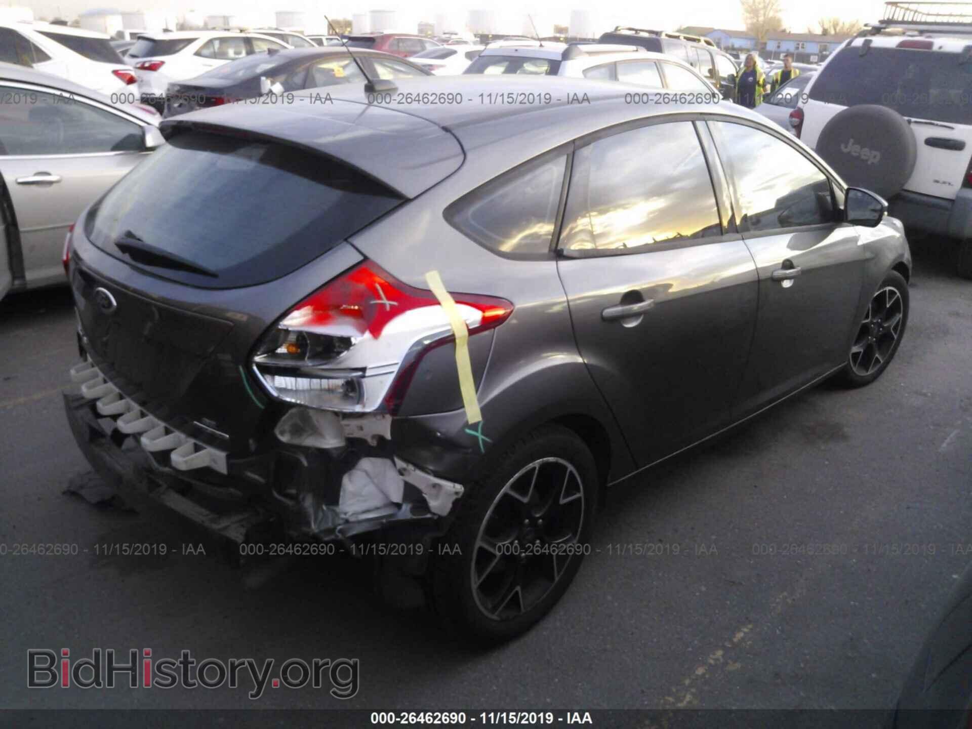 2012 Ford Focus - VIN: 1FAHP3K21CL400446 - Photo 4