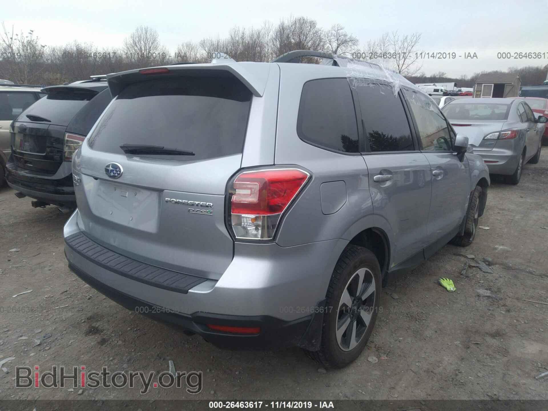2017 SUBARU FORESTER - VIN: JF2SJAEC2HH476313 - Фото 4