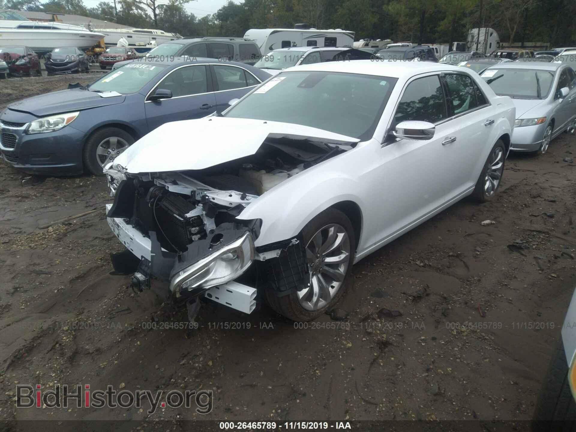 2018 CHRYSLER 300 - VIN: 2C3CCAEG1JH295773 - Фото 2