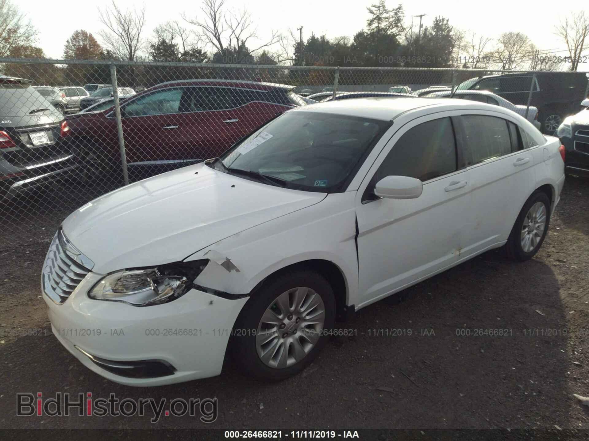 2012 CHRYSLER 200 - VIN: 1C3CCBAB2CN145522 - Photo 2