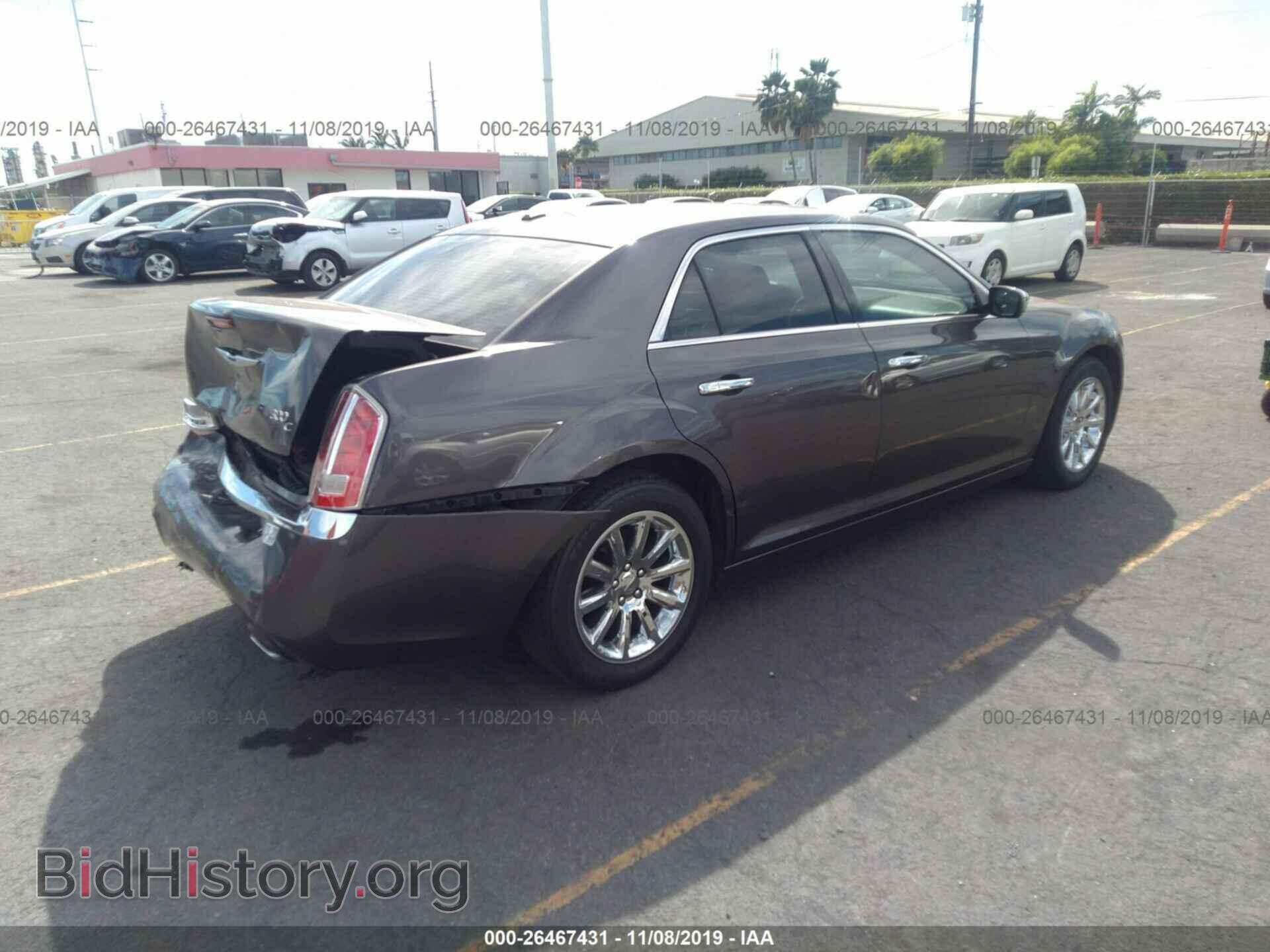2014 CHRYSLER 300C - VIN: 2C3CCAEG9EH379877 - Фото 4