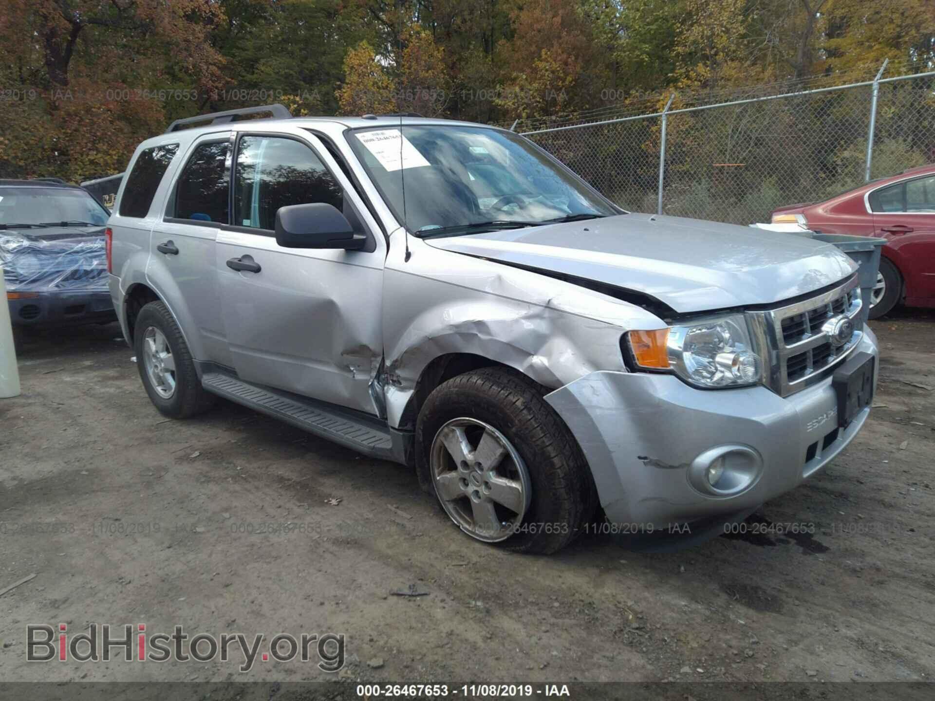Фотография 1FMCU0DG7BKC47270 - FORD ESCAPE 2011