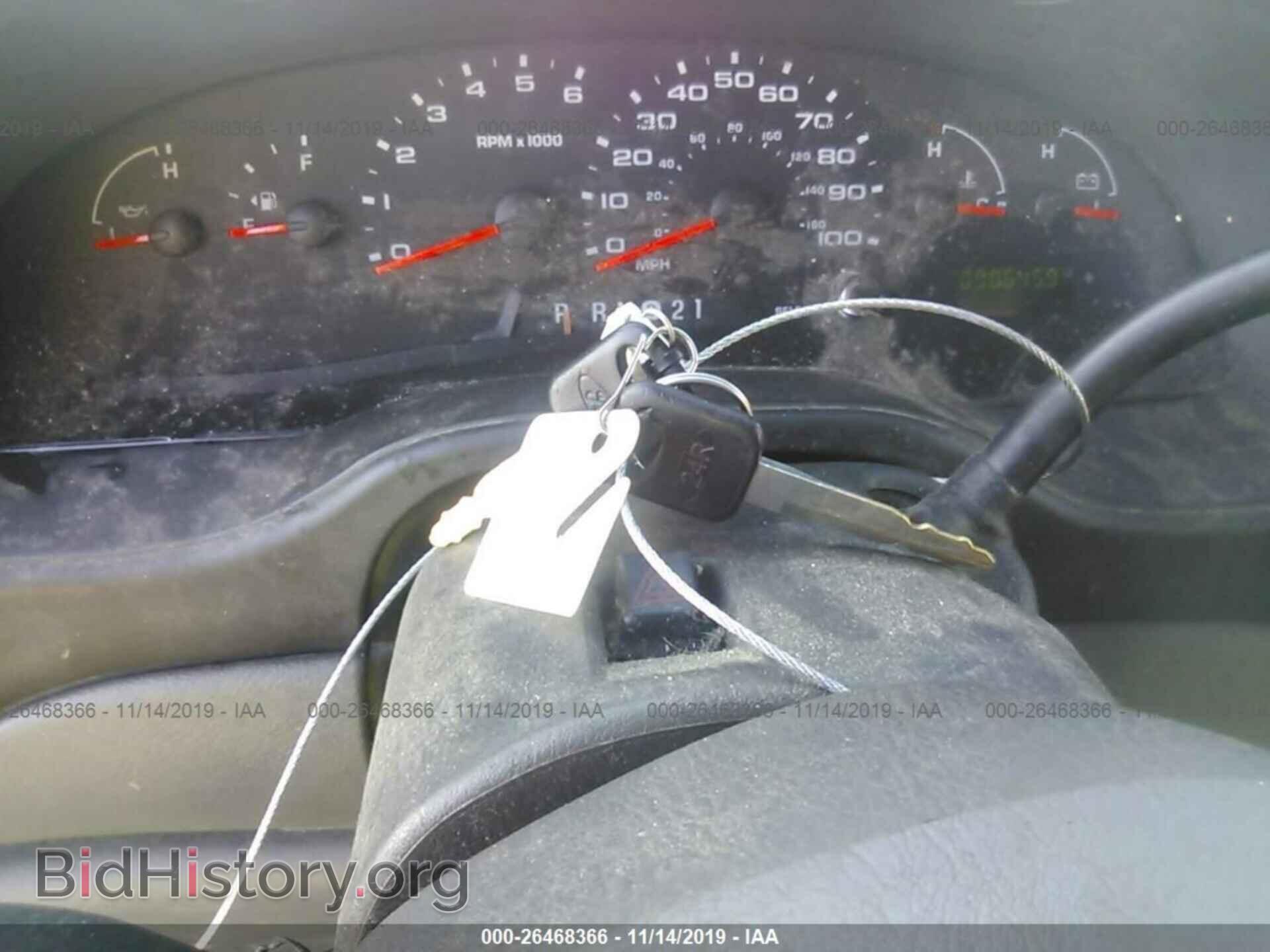 2008 FORD ECONOLINE - VIN: 1FTNE24WX8DA88626 - Фото 11