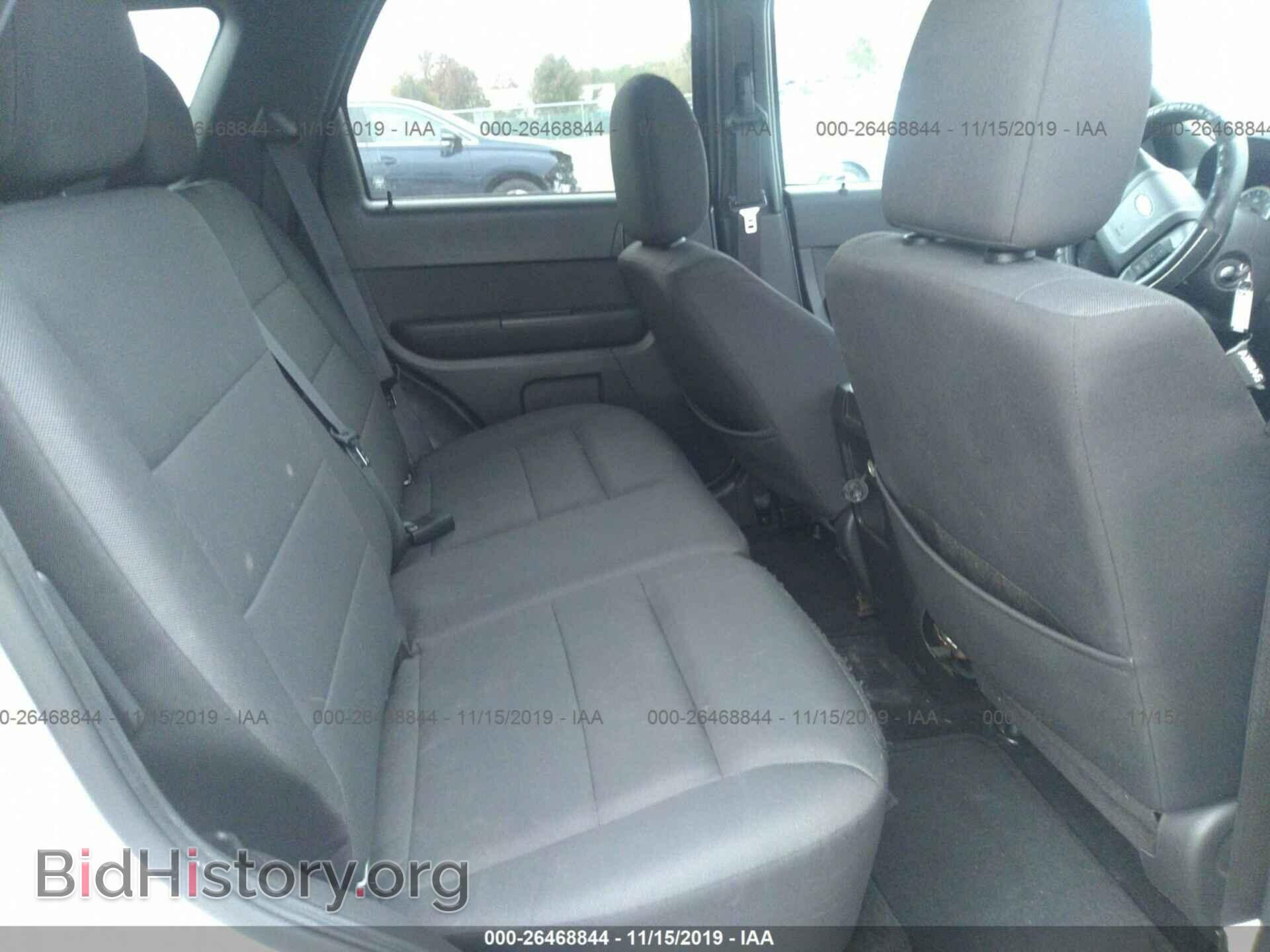 2011 FORD ESCAPE - VIN: 1FMCU0DG7BKB82016 - Photo 8