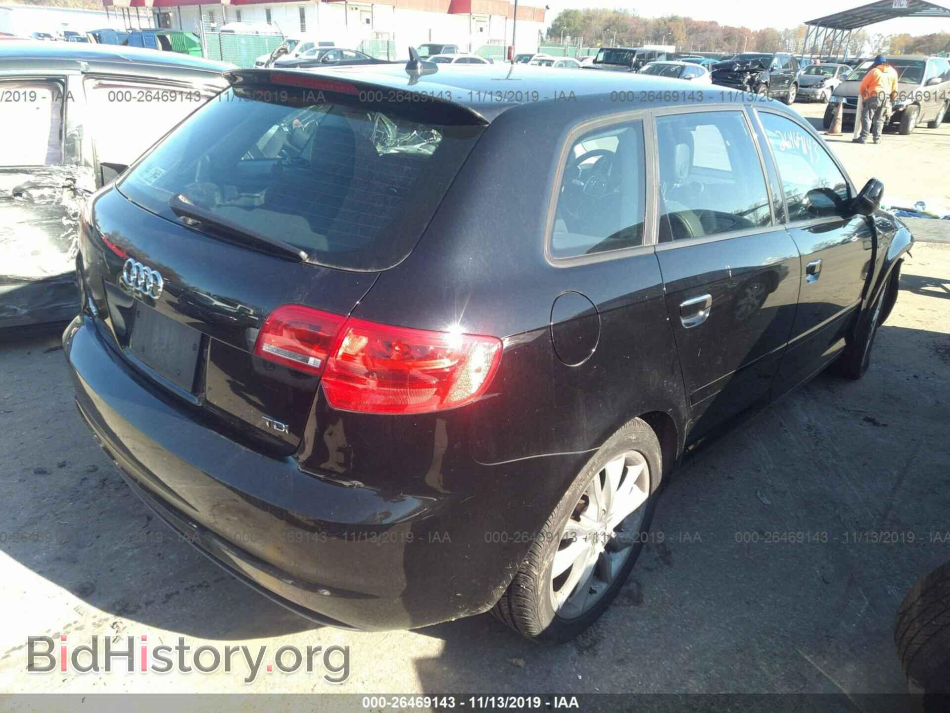2012 AUDI A3 - VIN: WAUBJAFM1CA046700 - Фото 4