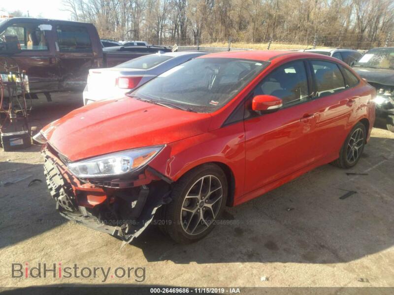 2016 Ford FOCUS (VIN 1FADP3F26GL276107) — фото 2 из 11