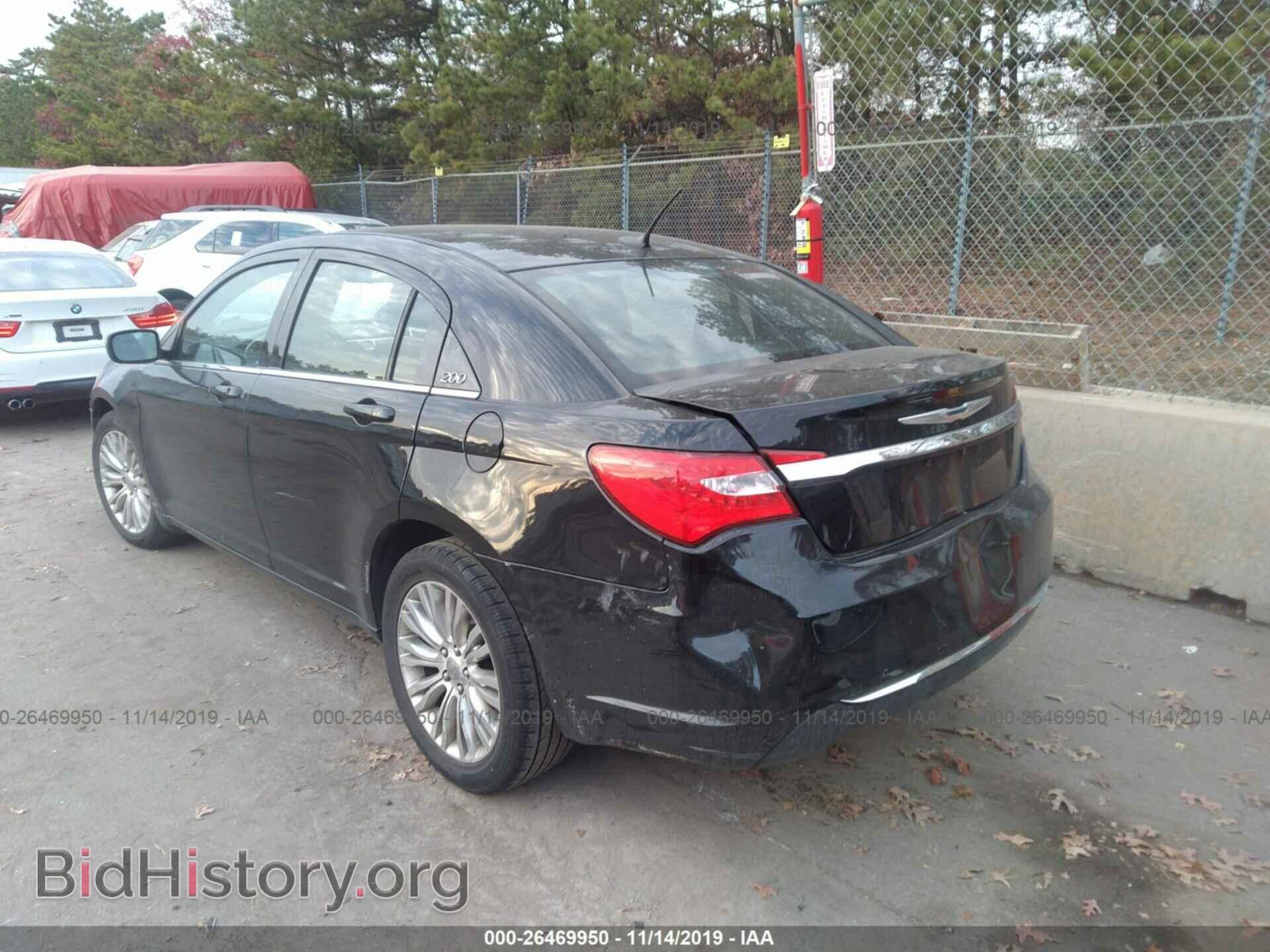 2012 Chrysler 200 - VIN: 1C3CCBAB3CN113422 - Фото 3