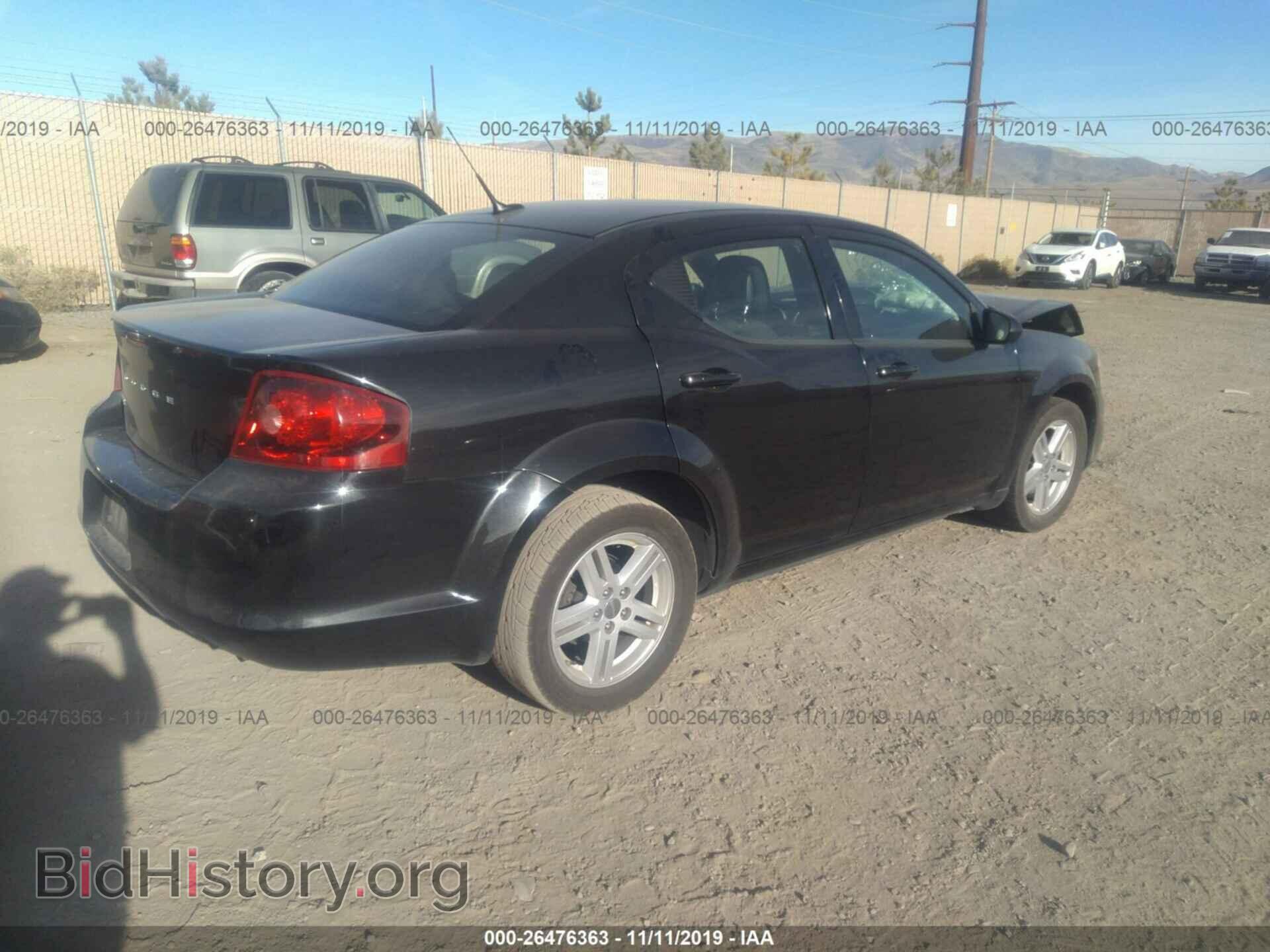 2011 Dodge Avenger - VIN: 1B3BD1FB2BN502270 - Фото 4