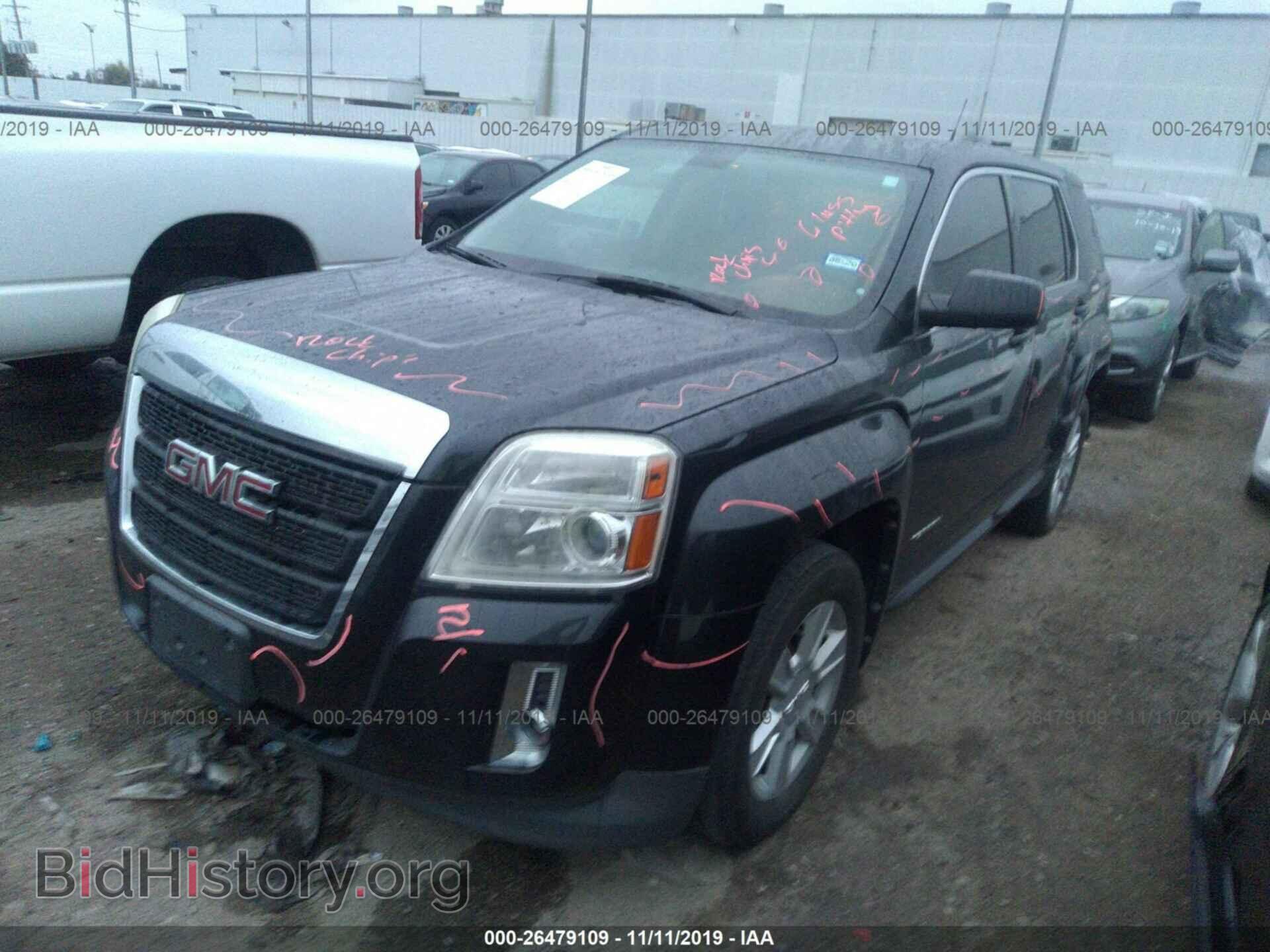 2011 GMC Terrain - VIN: 2CTALMEC2B6470602 - Photo 2
