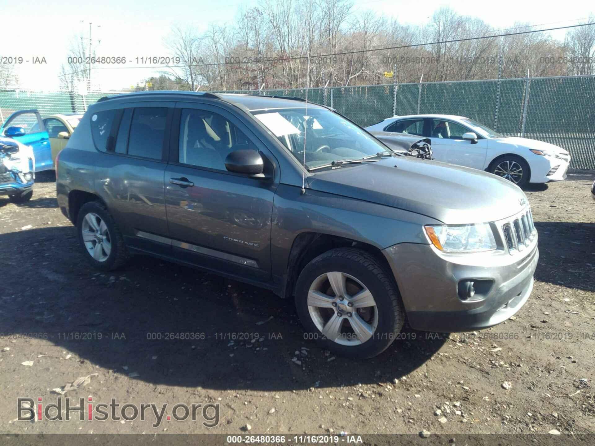 Фотография 1J4NF1FB9BD182189 - JEEP COMPASS 2011