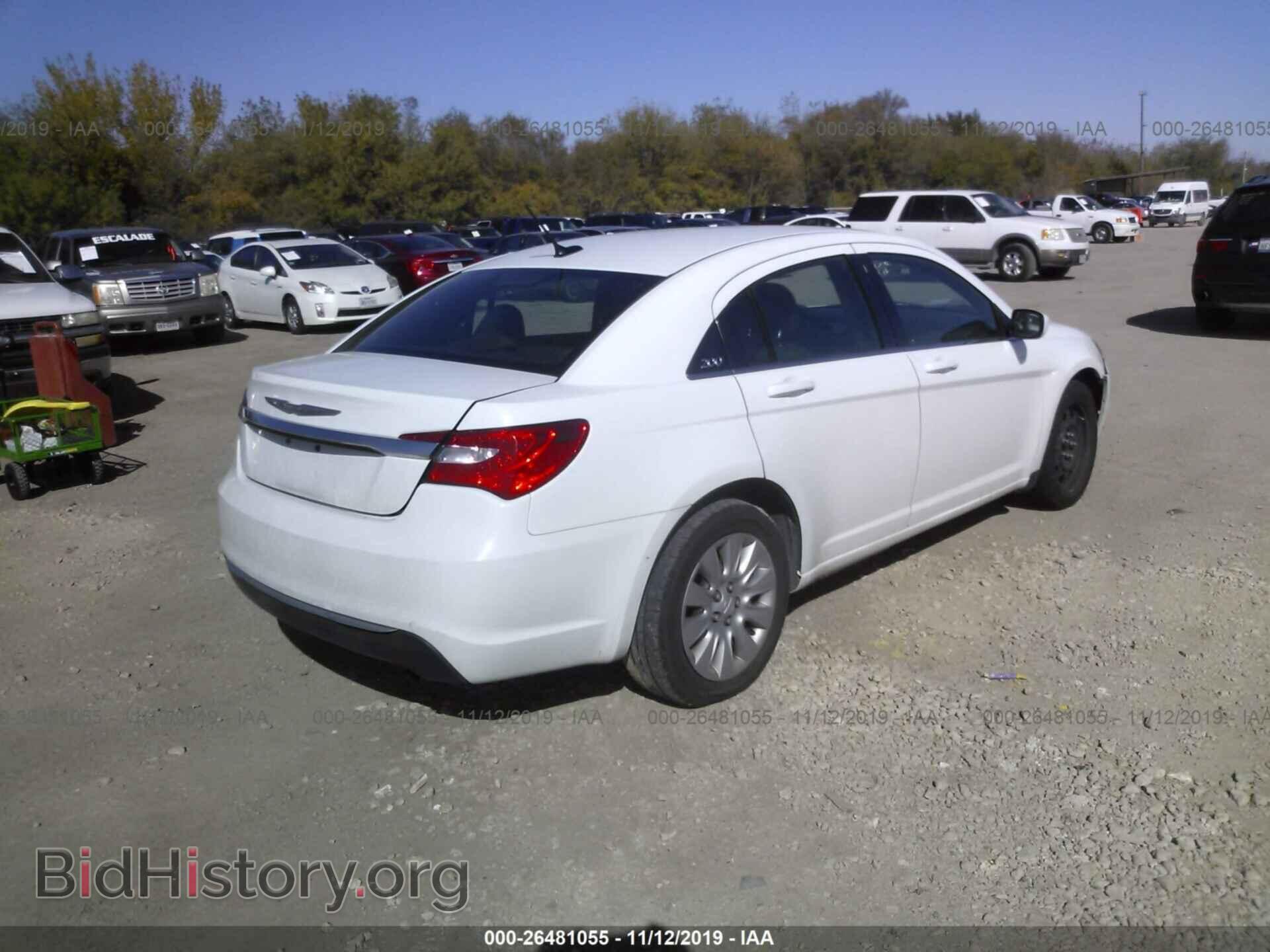 2012 CHRYSLER 200 - VIN: 1C3CCBAB3CN104655 - Фото 4