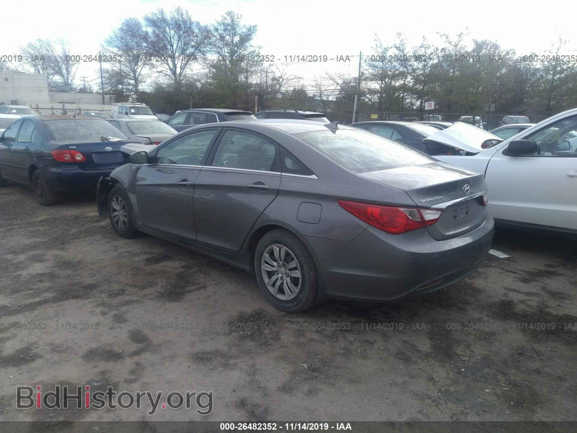 2012 Hyundai Sonata - VIN: 5NPEB4AC2CH460025 - Фото 3