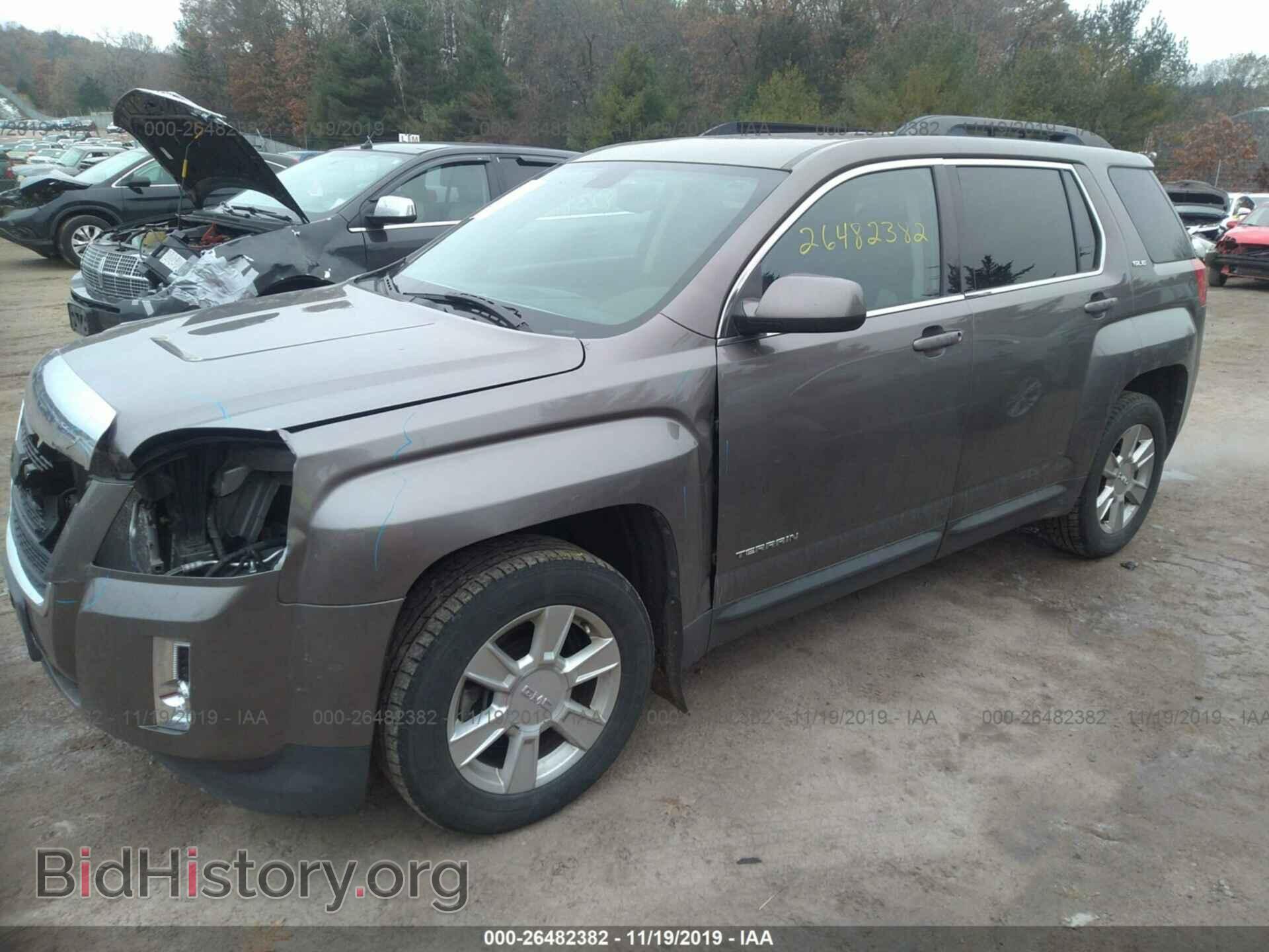 2011 GMC TERRAIN - VIN: 2CTALSEC8B6246111 - Фото 2