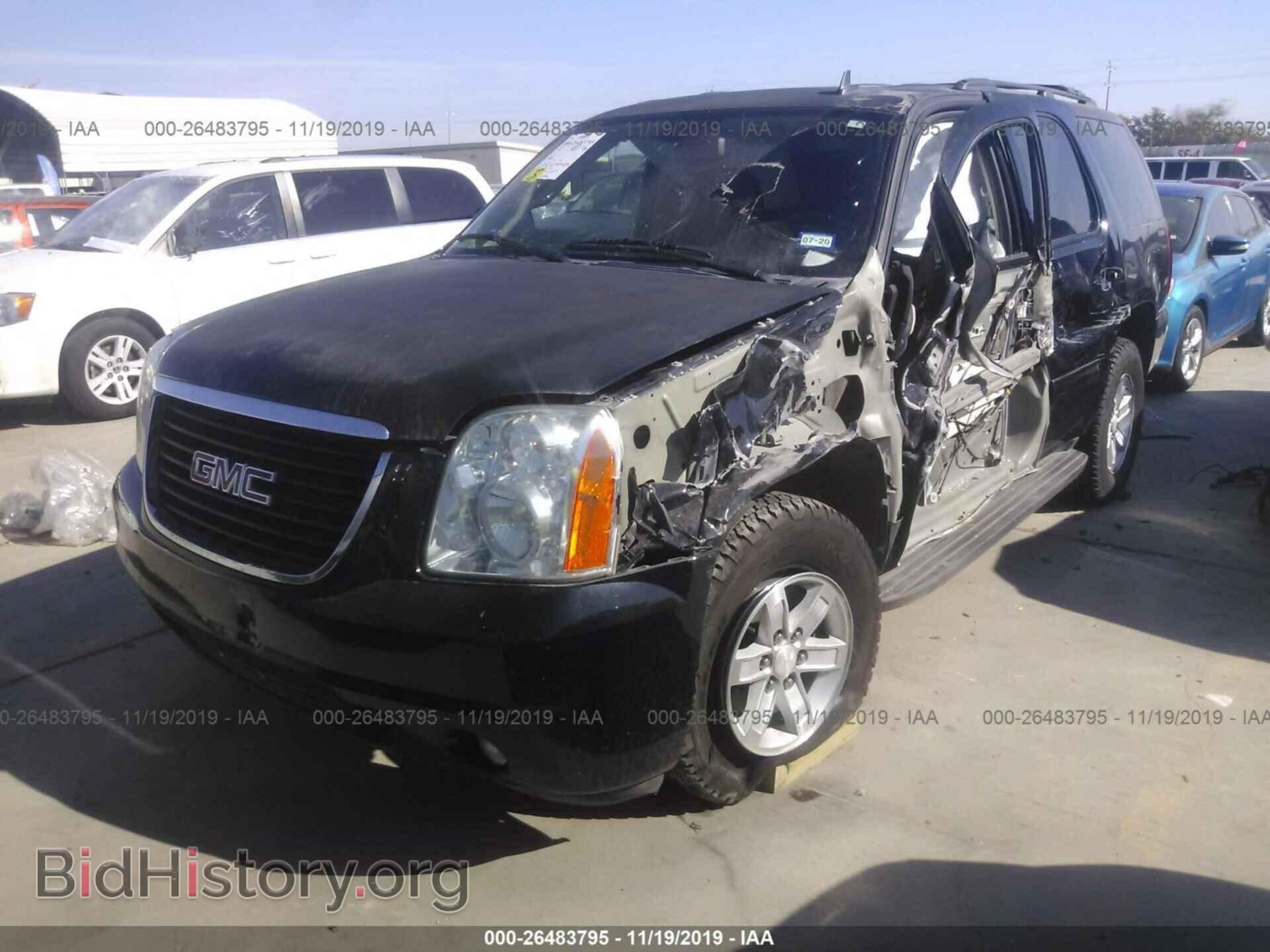 2013 GMC Yukon - VIN: 1GKS1AE02DR360753 - Фото 2