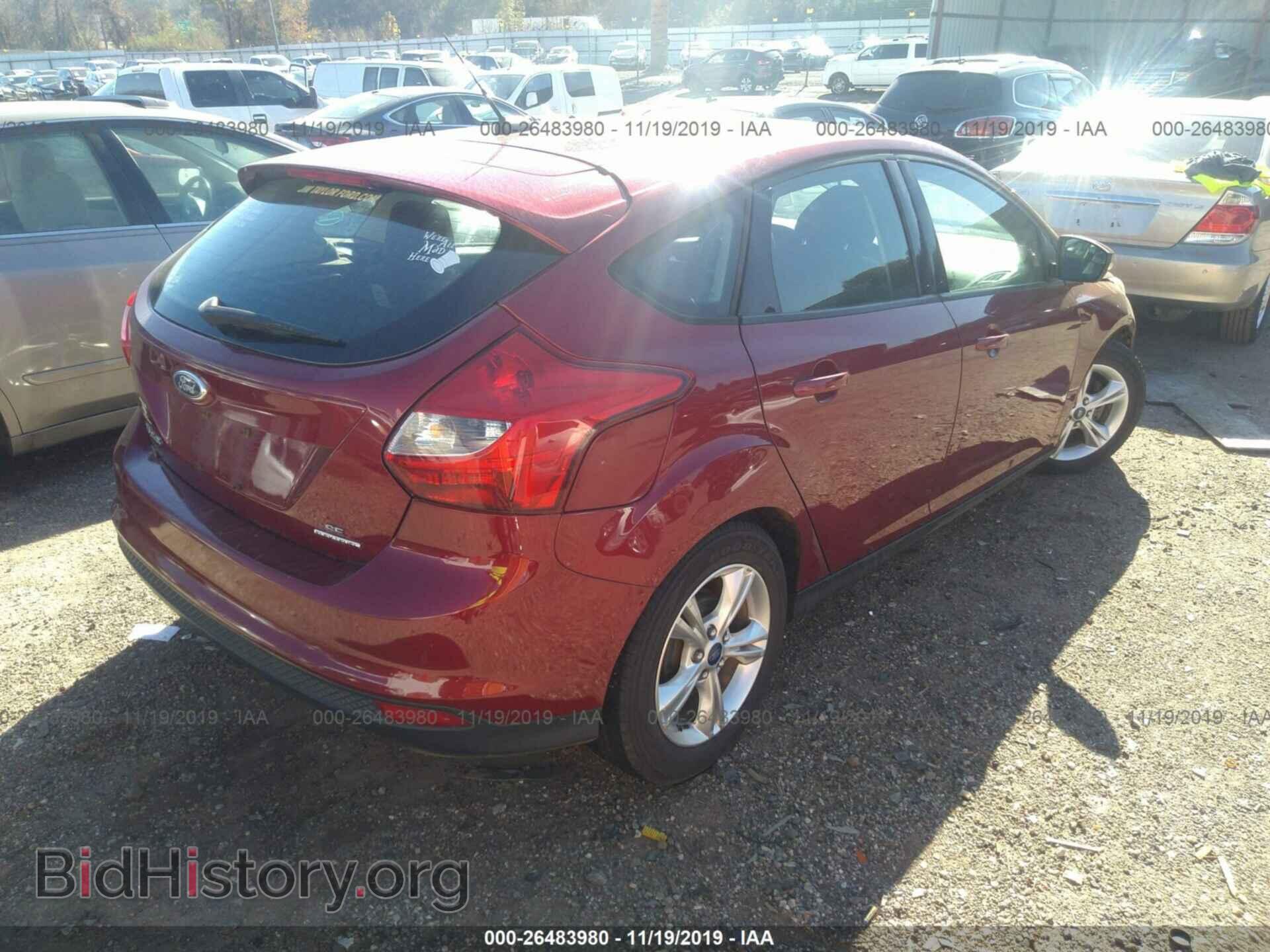 2014 Ford Focus - VIN: 1FADP3K22EL157912 - Photo 4