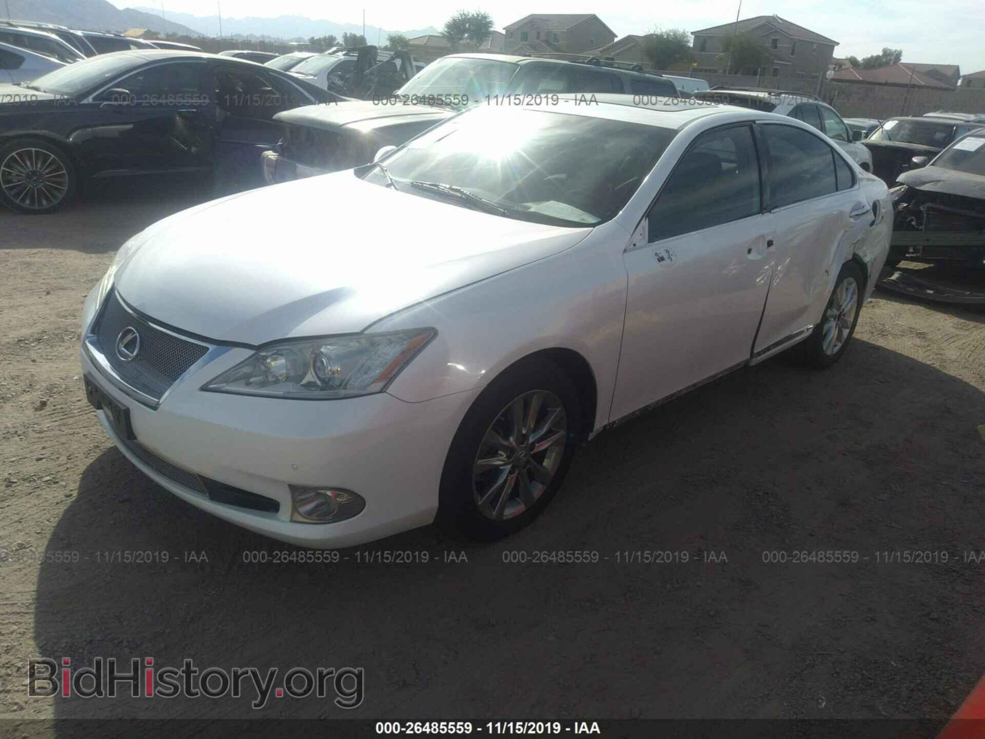 2011 LEXUS ES - VIN: JTHBK1EG2B2431332 - Photo 2