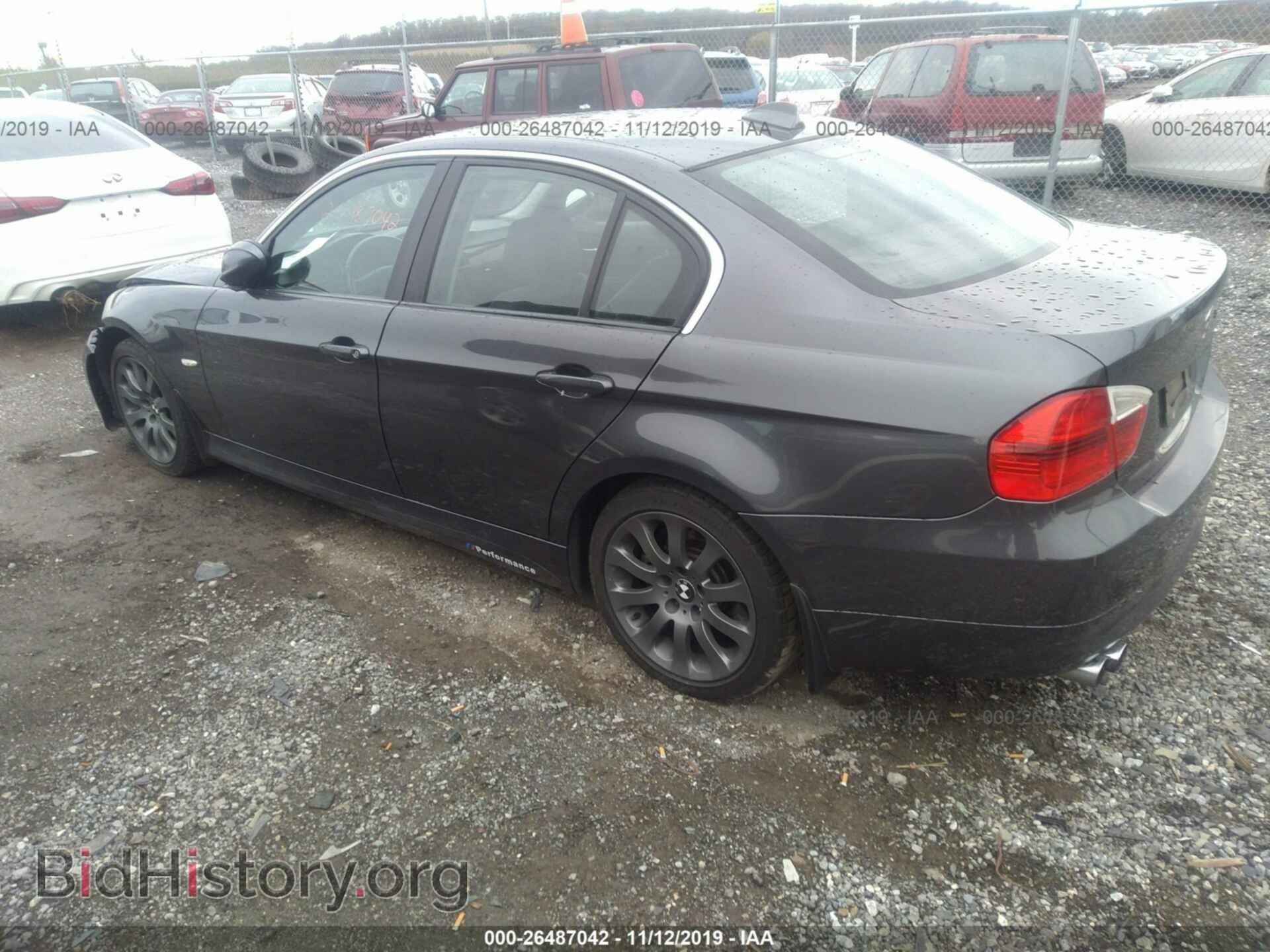 2006 BMW 330 - VIN: WBAVD33506KV68424 - Photo 3