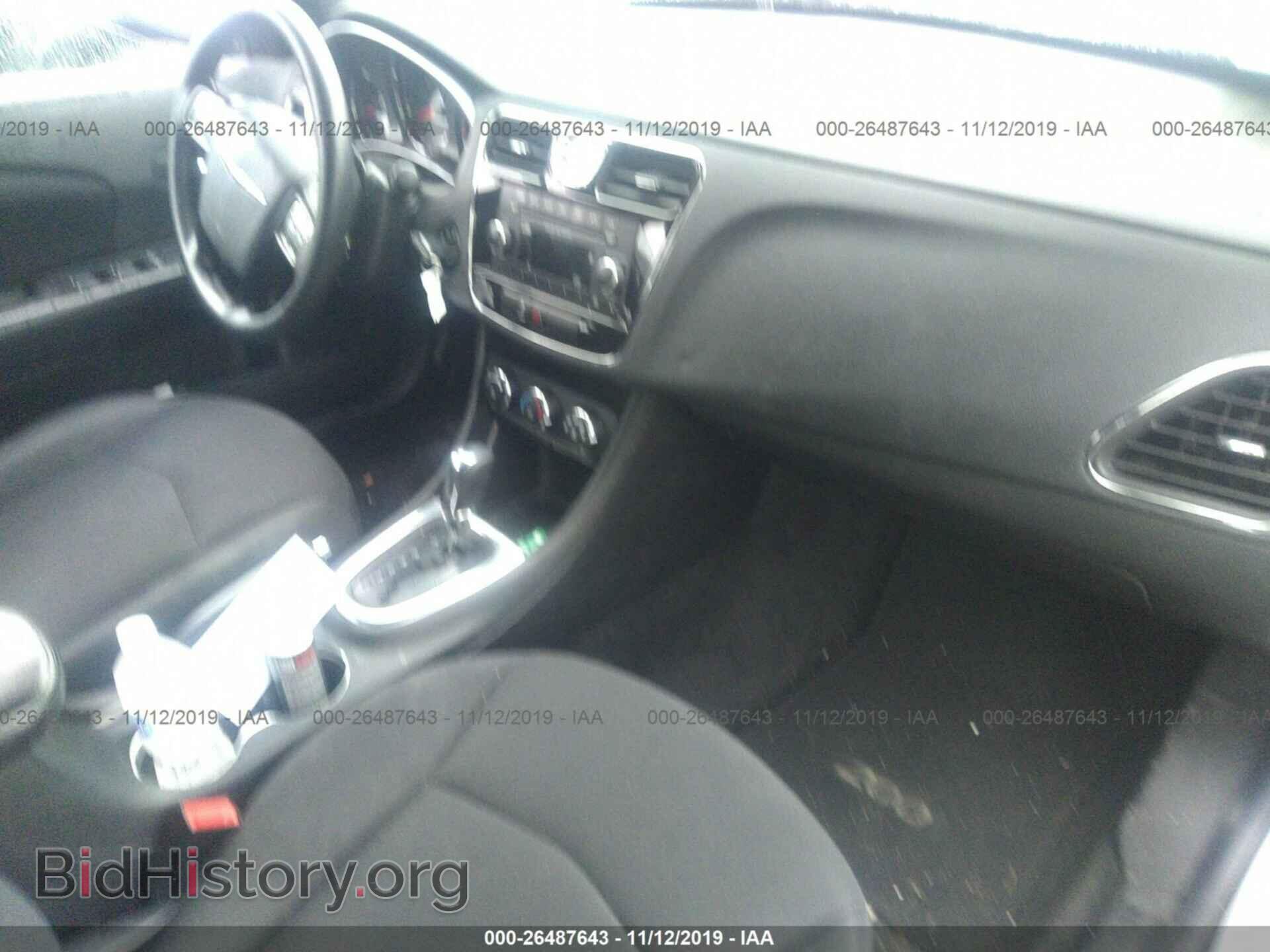 2013 CHRYSLER 200 - VIN: 1C3CCBAB0DN686697 - Фото 5