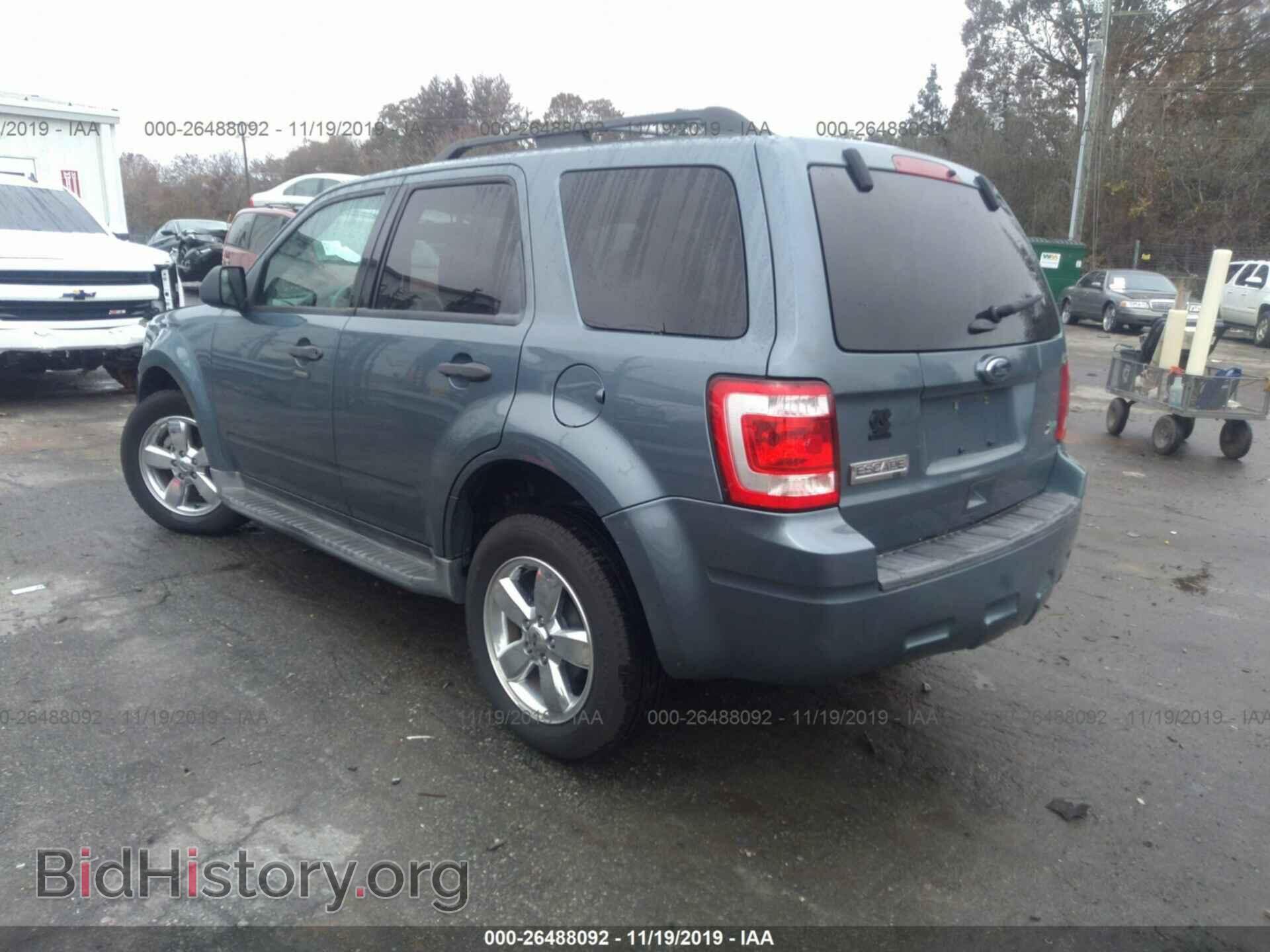 2011 FORD ESCAPE - VIN: 1FMCU0DG7BKC08694 - Photo 3