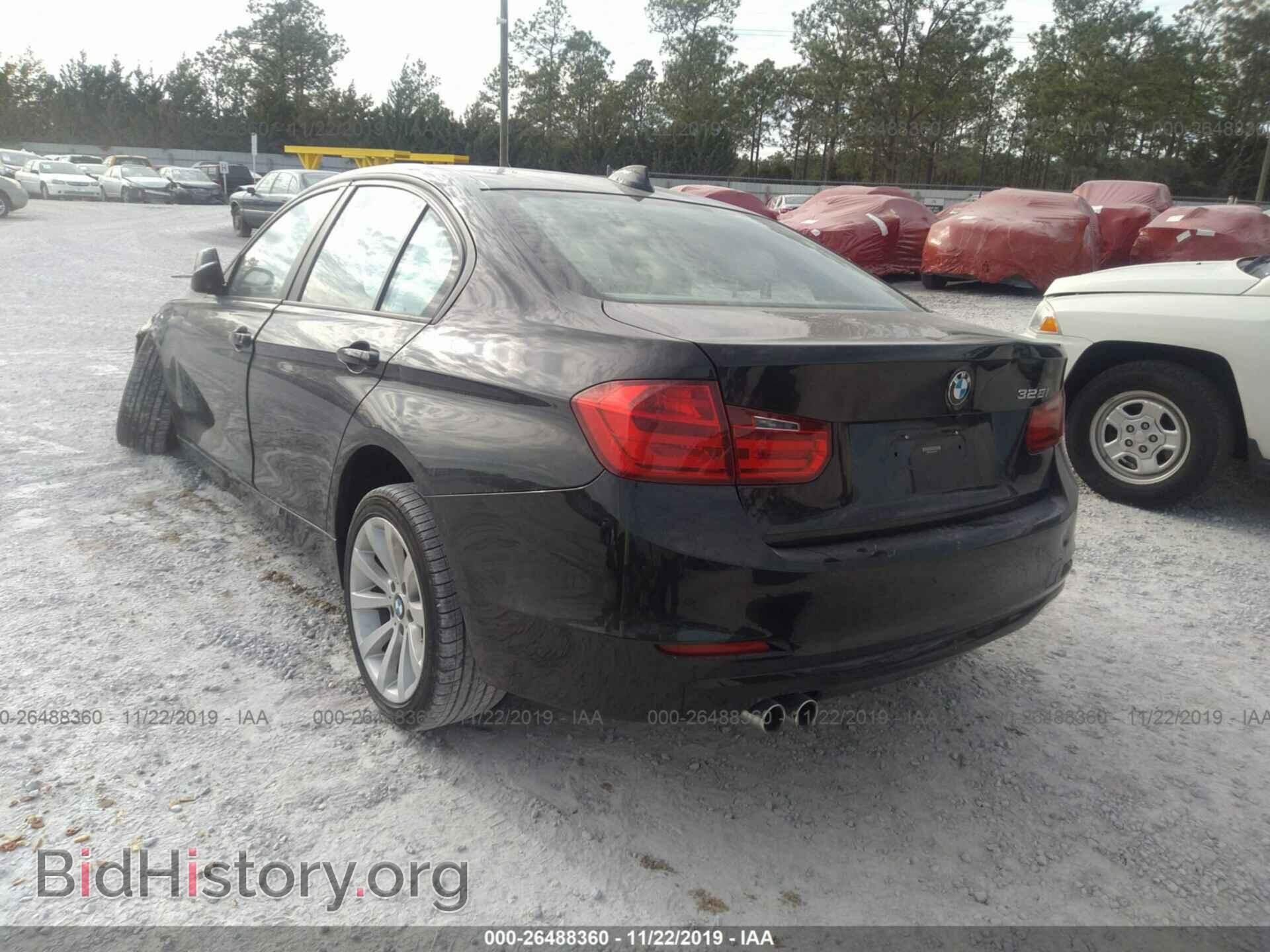 2014 BMW 328 - VIN: WBA3A5C59EP600204 - Фото 3
