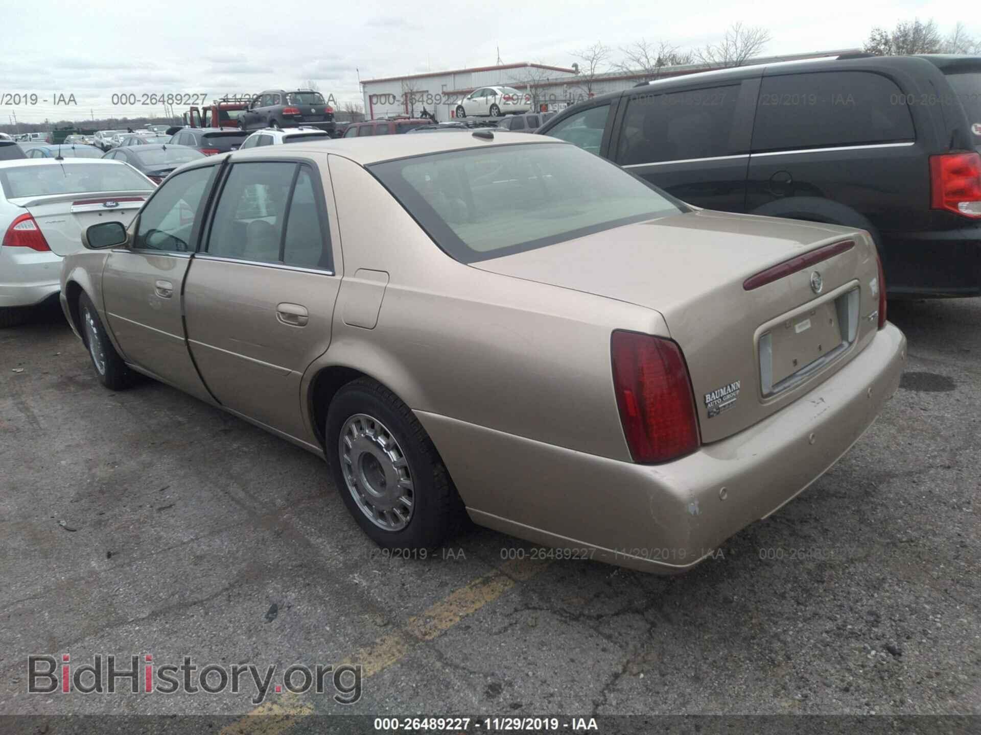 2005 Cadillac Deville - VIN: 1G6KF57905U197330 - Photo 3