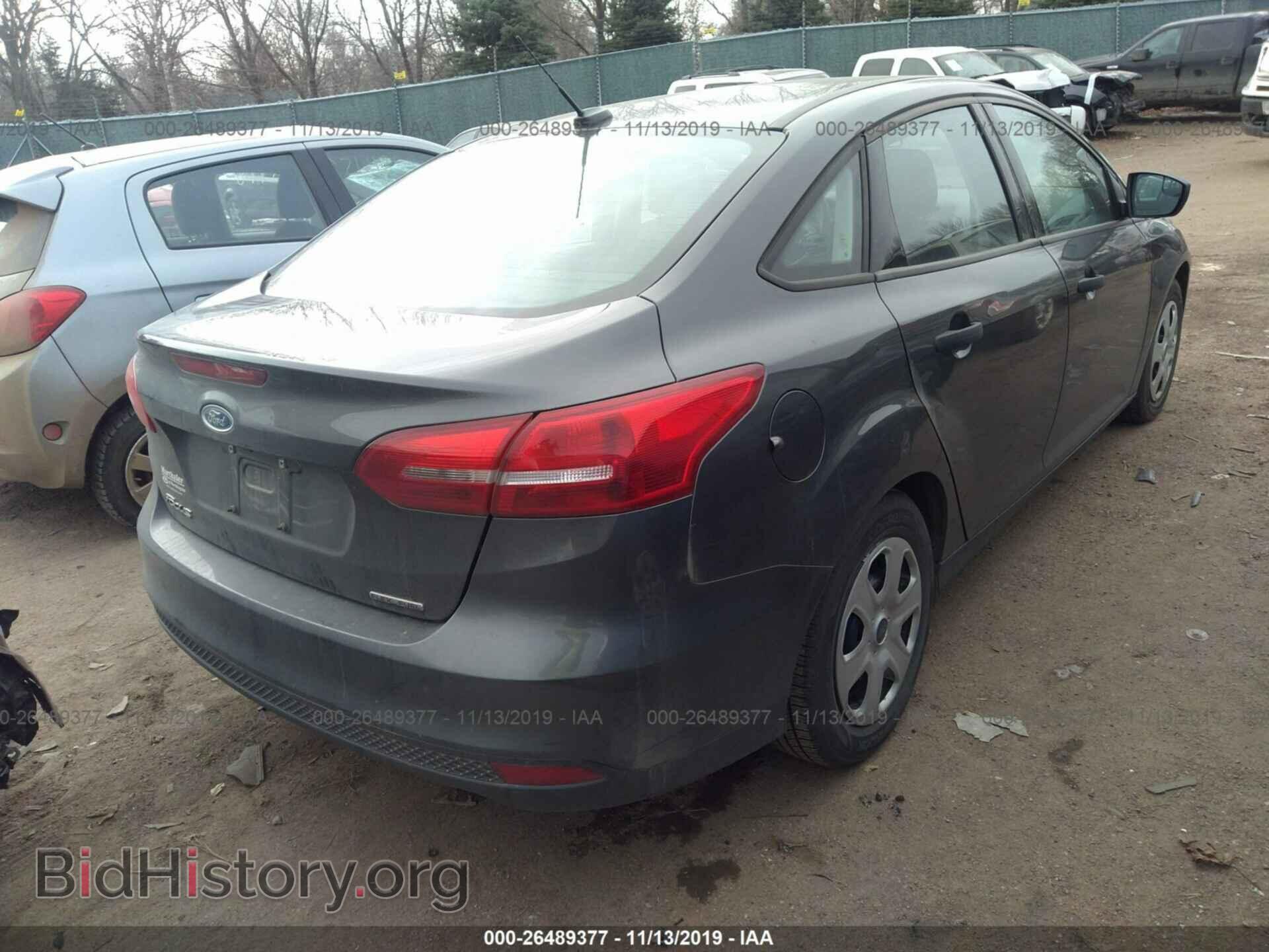 2016 Ford Focus - VIN: 1FADP3E23GL306200 - Фото 4