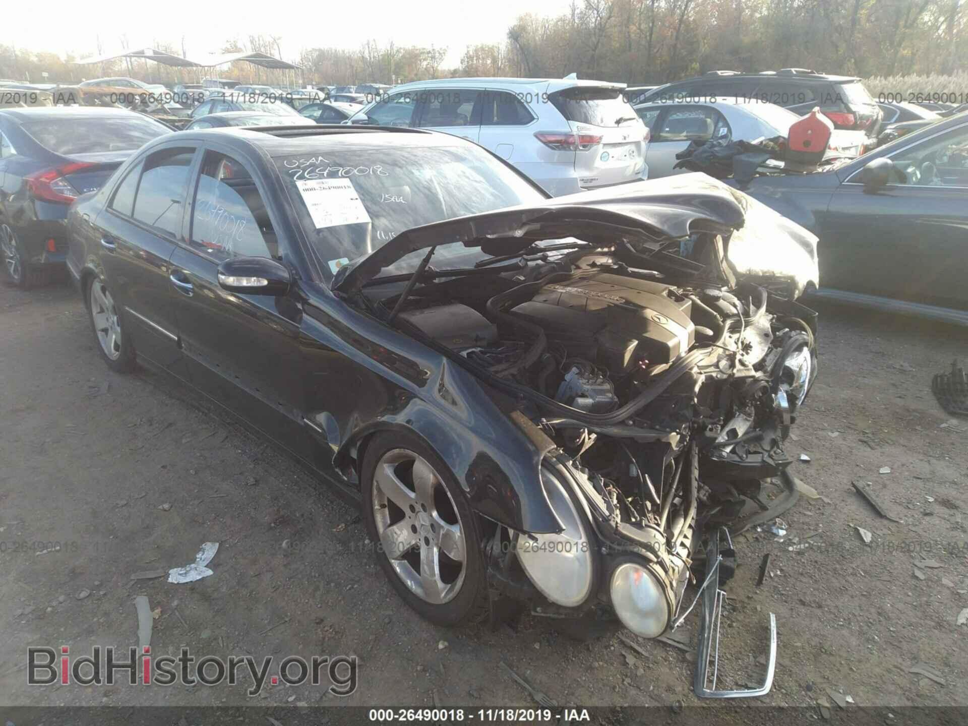 Photo WDBUF82J74X123522 - MERCEDES-BENZ E 2004