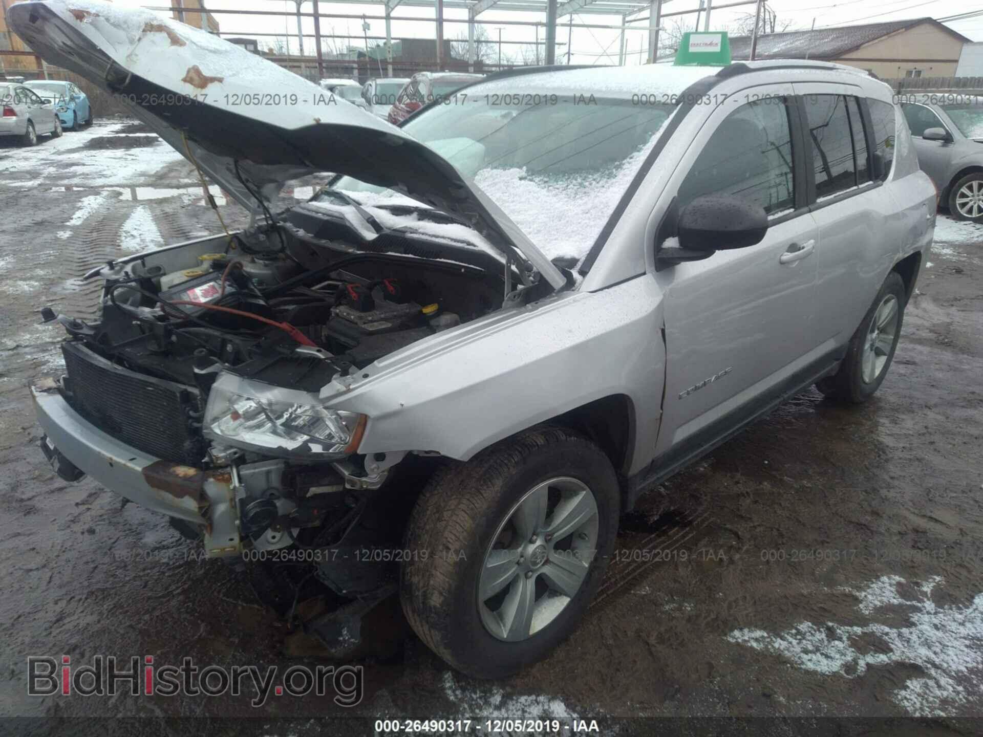 2011 JEEP COMPASS - VIN: 1J4NF1FB3BD164447 - Photo 2