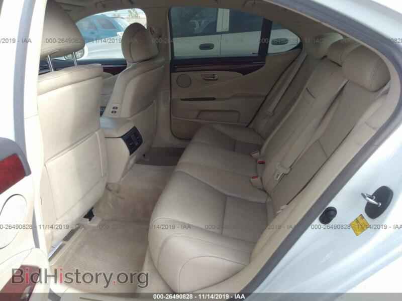 2010 Lexus LS (VIN JTHBL5EF1A5095200) — фото 8 из 11