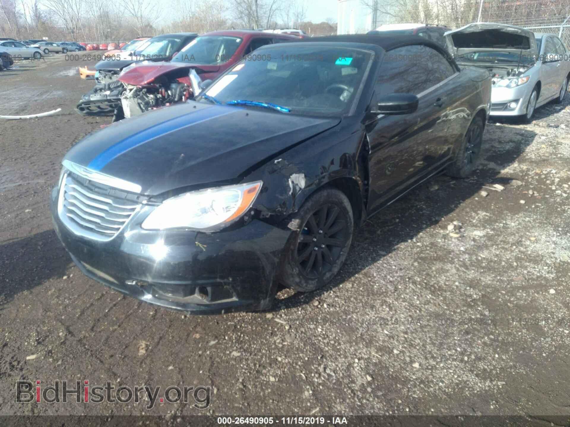 2011 CHRYSLER 200 - VIN: 1C3BC2EB2BN542765 - Фото 2