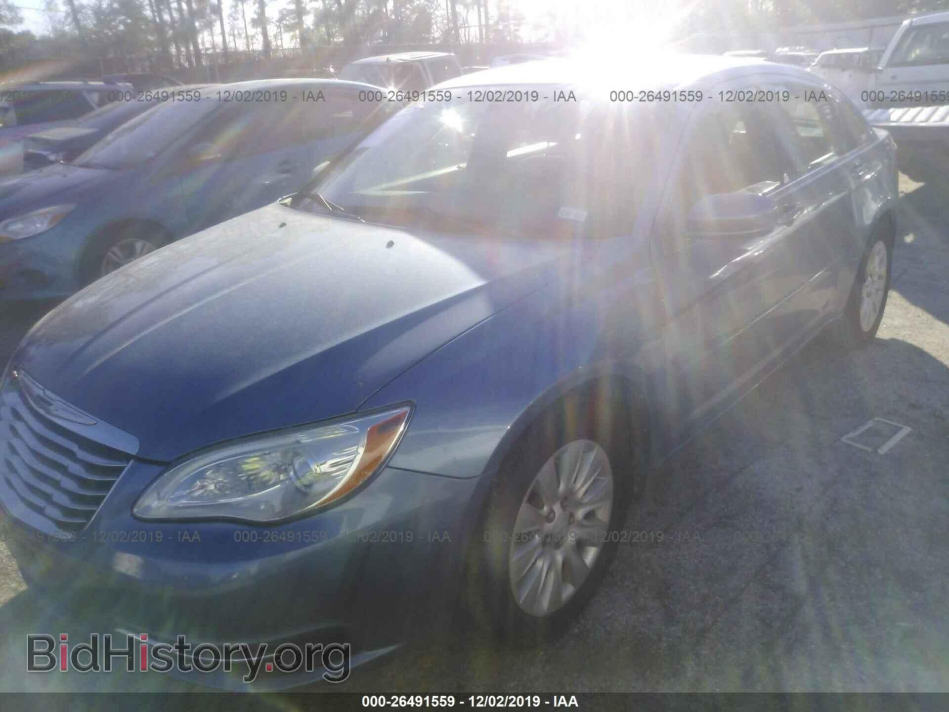 2011 CHRYSLER 200 - VIN: 1C3BC4FB8BN550671 - Фото 2