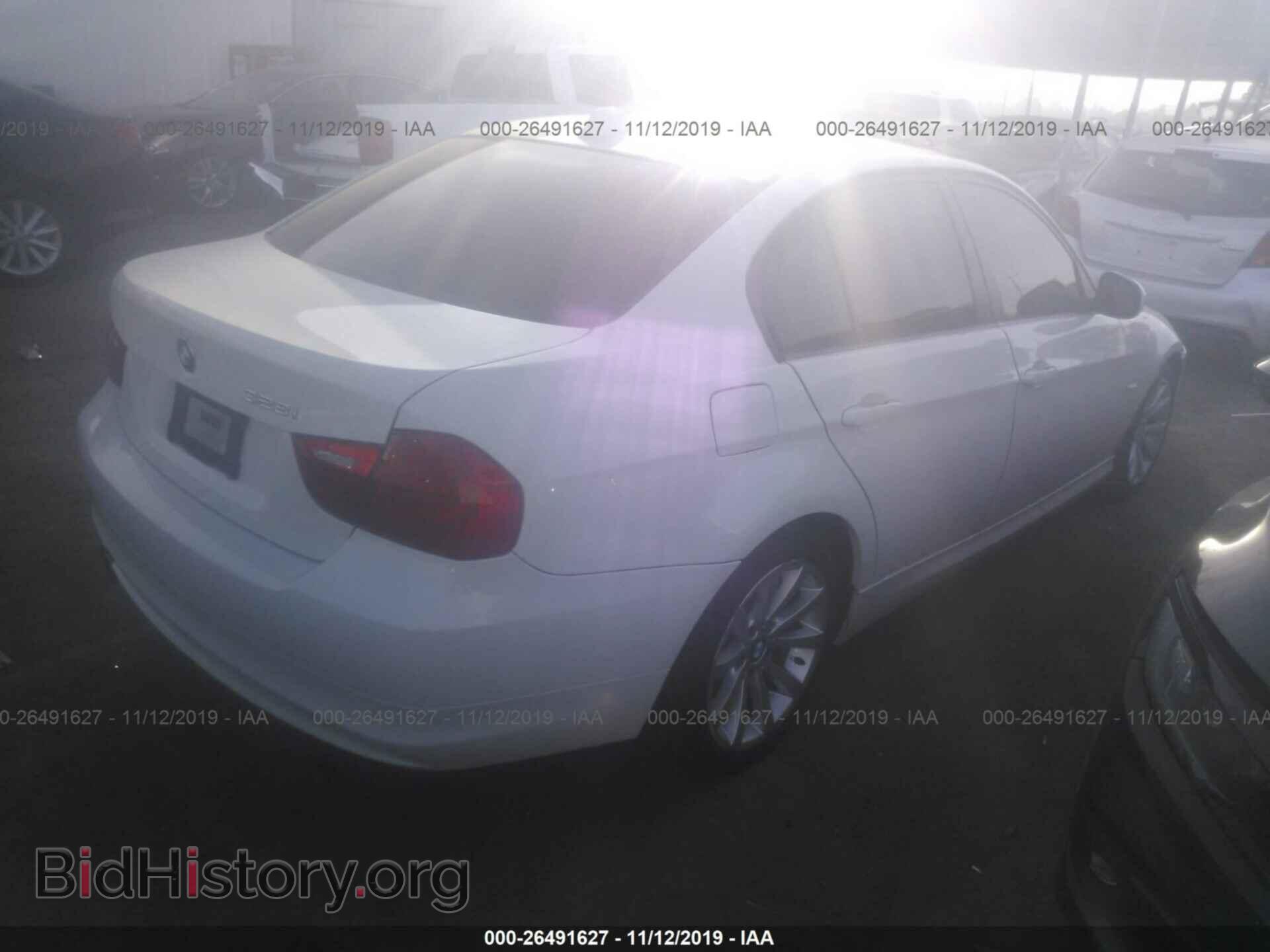 2011 BMW 328 - VIN: WBAPH5G59BNM75865 - Photo 4