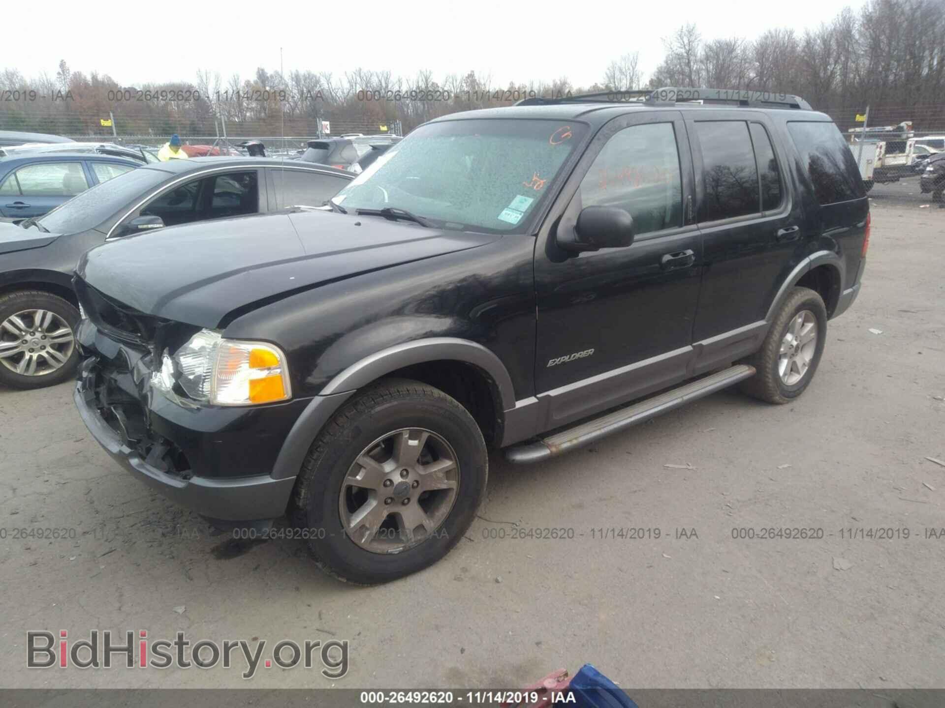 2005 Ford Explorer - VIN: 1FMZU73E95UB22430 - Фото 2