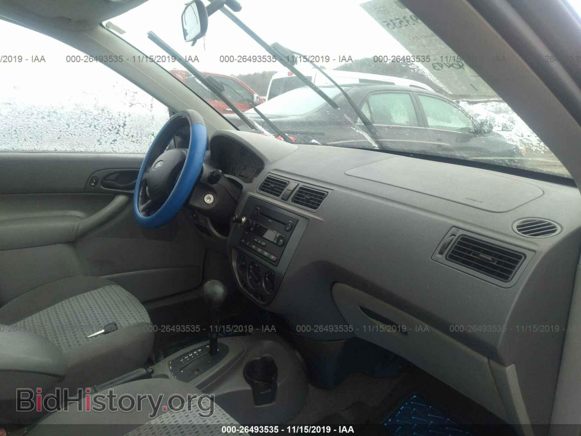 2005 FORD FOCUS - VIN: 1FAFP36N45W106018 - Фото 5