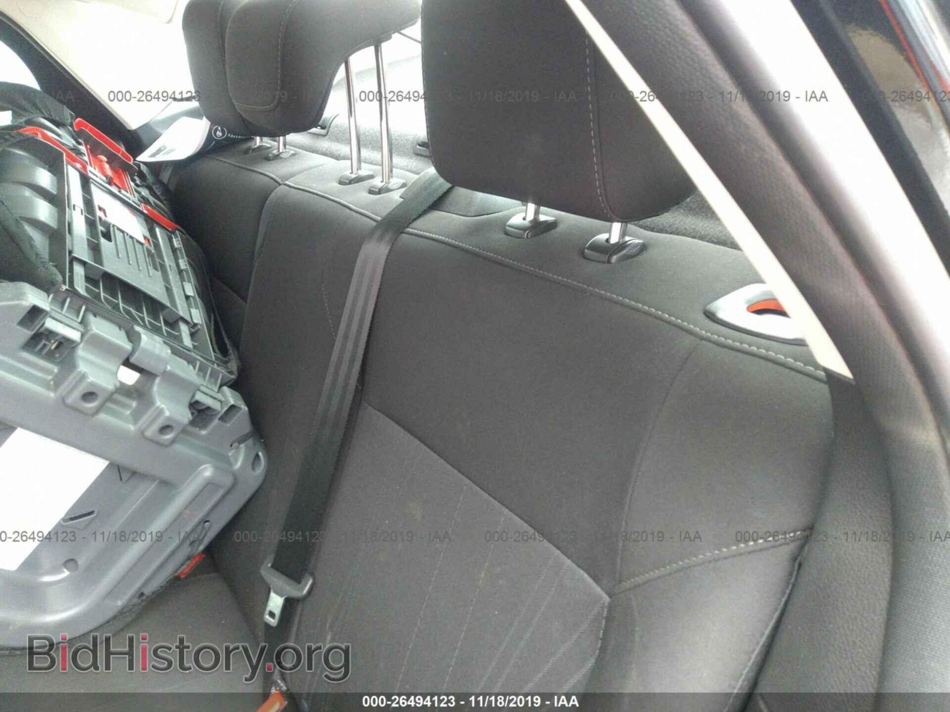 2018 Ford Focus - VIN: 1FADP3E28JL255980 - Фото 8